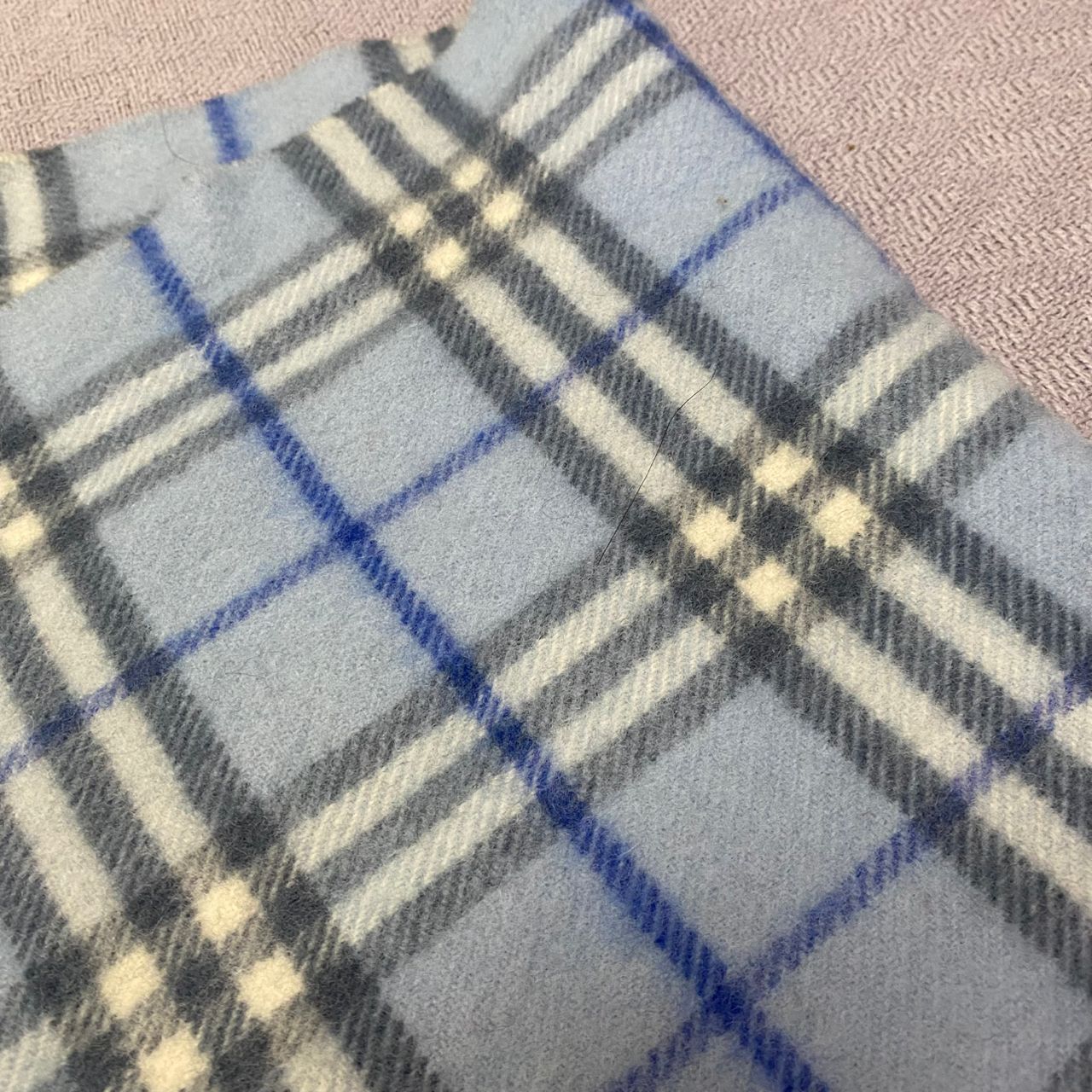 Burberry Prorsum Vintage Burberry London Lambswool Scarf Size ONE SIZE - 8 Thumbnail