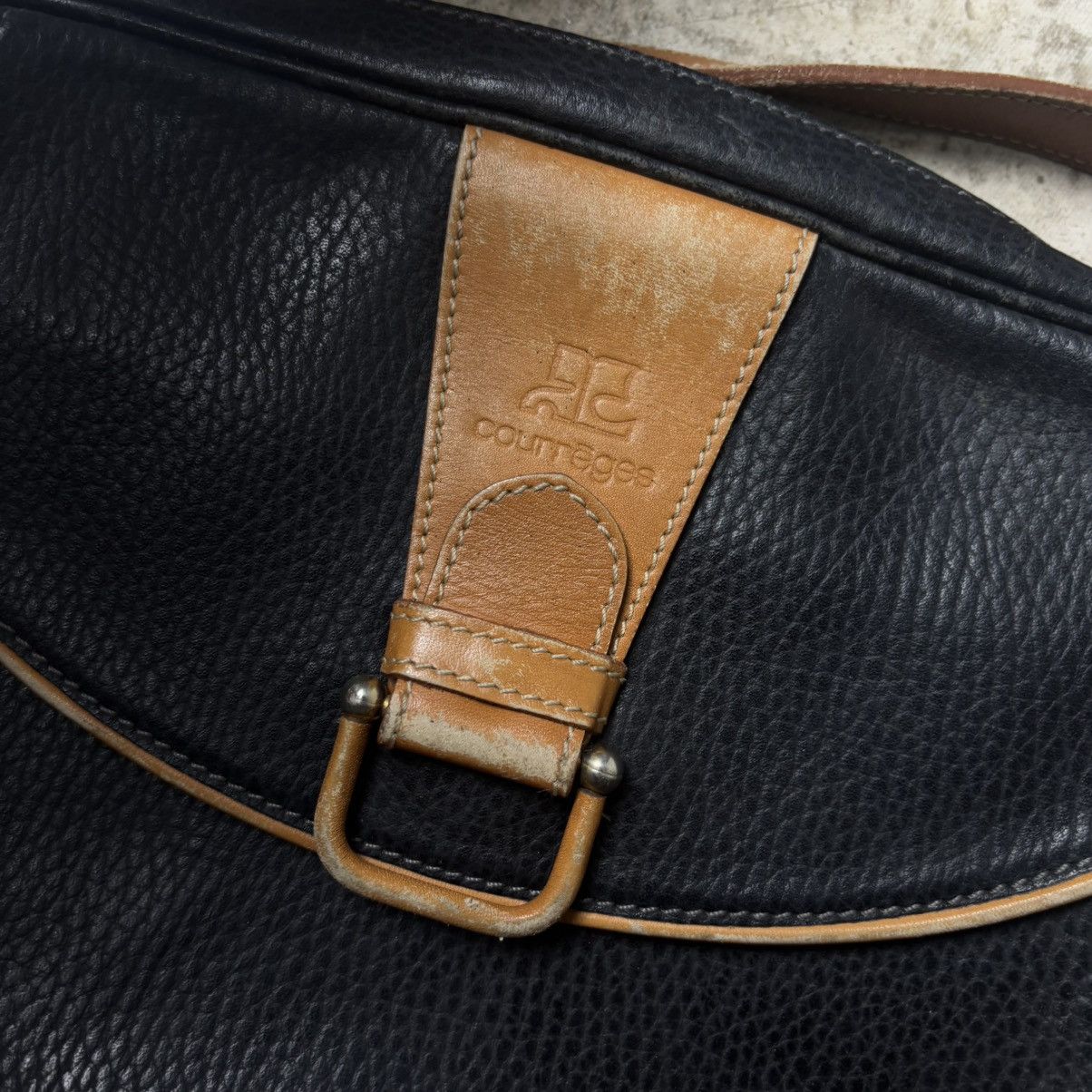 Courreges × Vintage VINTAGE COURREGES SLING BAG Size ONE SIZE - 4 Thumbnail