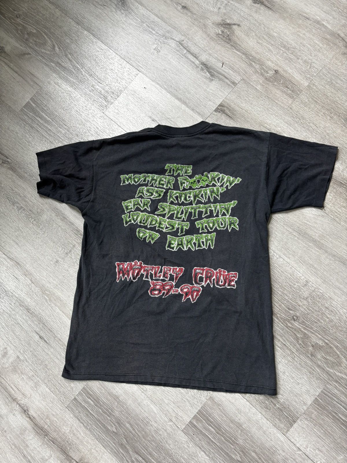 Vintage Motley Crüe Dr. Feel Good Tshirt Size US L / EU 52-54 / 3 - 3 Thumbnail