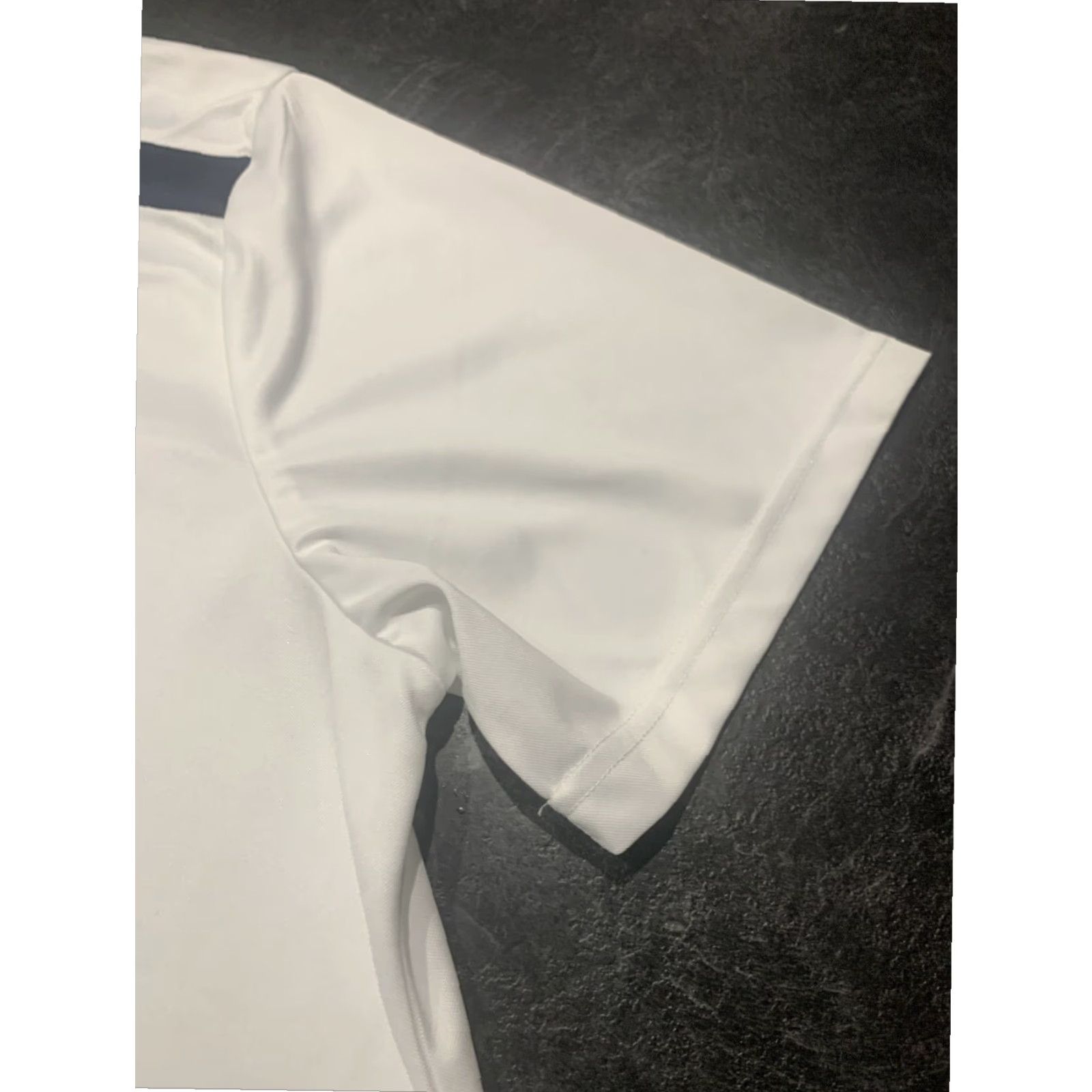 Reebok VINTAGE Reebok Athletic V-Neck T-Shirt White Men's Large Activewear Size US L / EU 52-54 / 3 - 2 Thumbnail