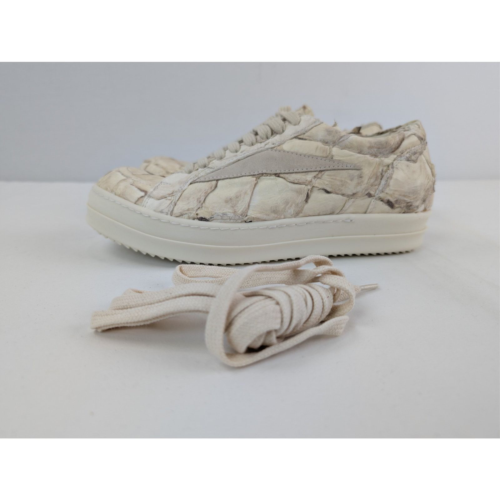 Rick Owens o1rshd1 Leather Vintage Sneakers in Natural / Milk / Milk Size US 7 / EU 40 - 10 Thumbnail