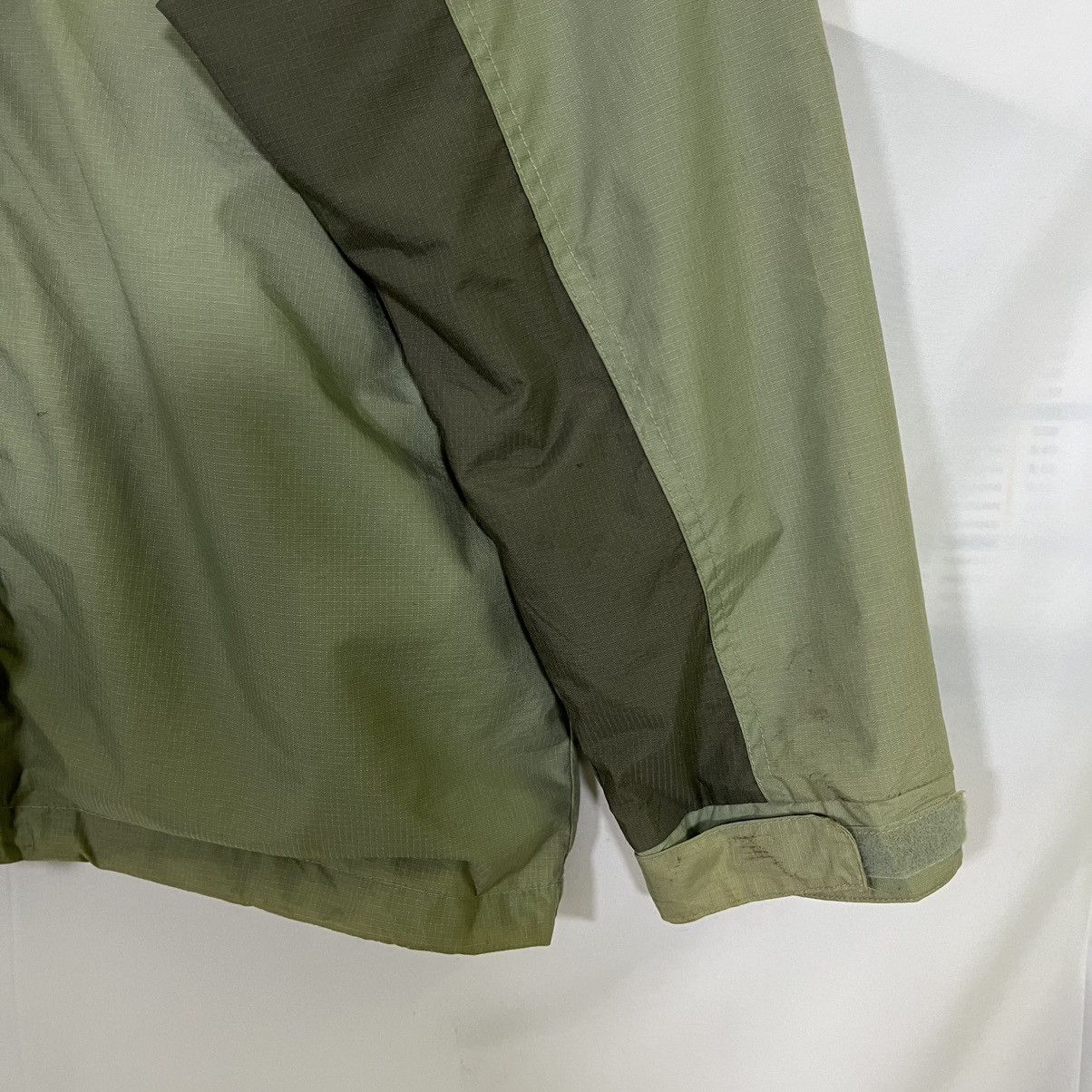 Columbia VTG COLUMBIA PACKABLE WINDBREAKER Size US L / EU 52-54 / 3 - 3 Thumbnail