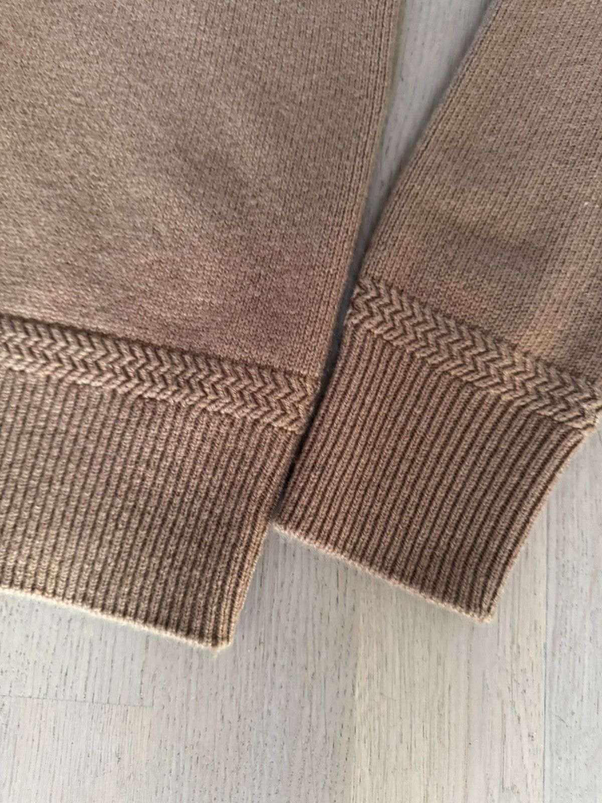 Burberry BURBERRY cashmere jumper SEE PHOTOS FOR REAL TAPE MEASUREMEN Size US S / EU 44-46 / 1 - 12 Thumbnail