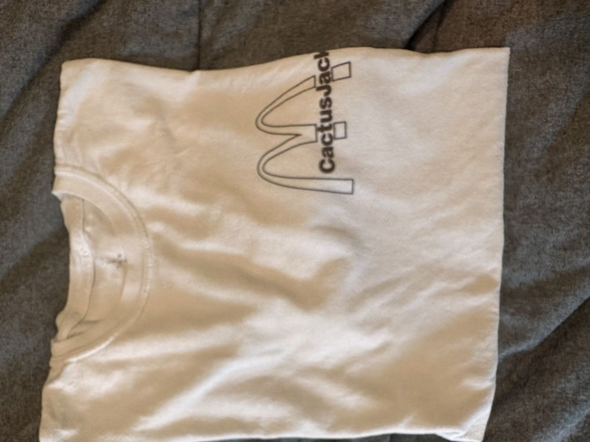 Travis Scott Travis Scott X McDonalds Tee White S Size US S / EU 44-46 / 1 - 1 Thumbnail