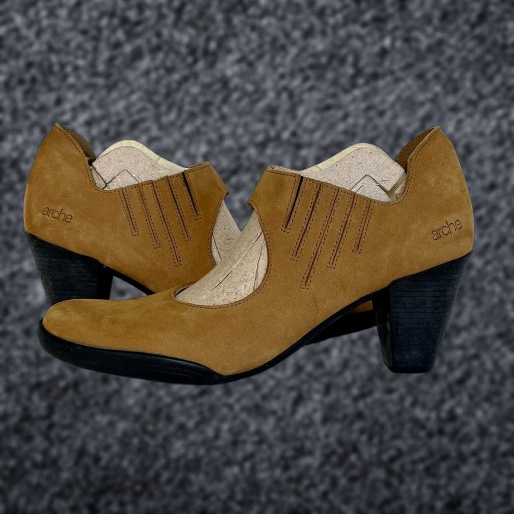 Vintage Arche France Suede Mary Jane Pumps Heels Size 38 US 7 Mustard Yellow Womens Mary Jane Heel Buckle Closure Vintage? Size US 7 / IT 37 - 1 Thumbnail