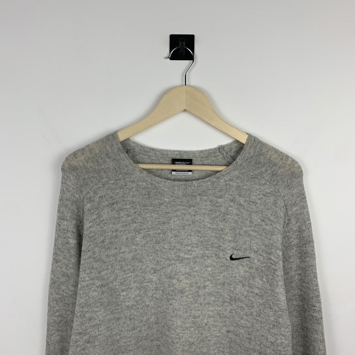 Nike Vintage Nike Swoosh Wool Sweater Gray Size XL Long Sleeve Size US XL / EU 56 / 4 - 2 Thumbnail