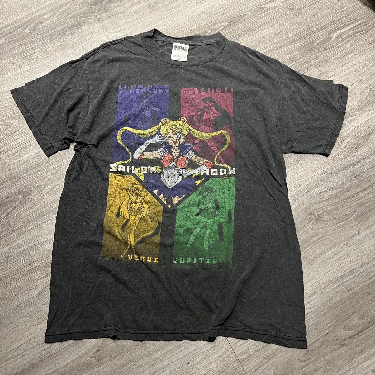 Vintage Vintage sailor moon 1998 T shirt rare distressed Size US L / EU 52-54 / 3 - 1 Thumbnail