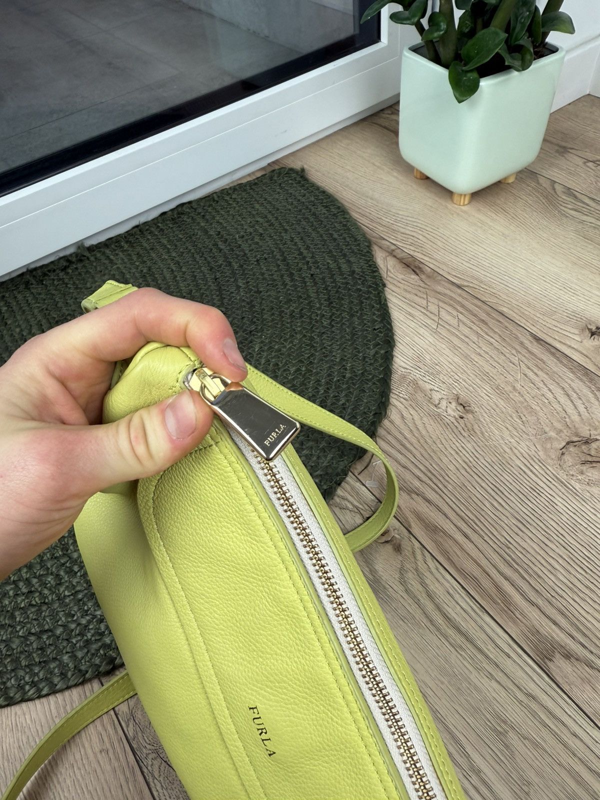 Designer × Furla Furla Leather Handbag Size ONE SIZE - 8 Thumbnail