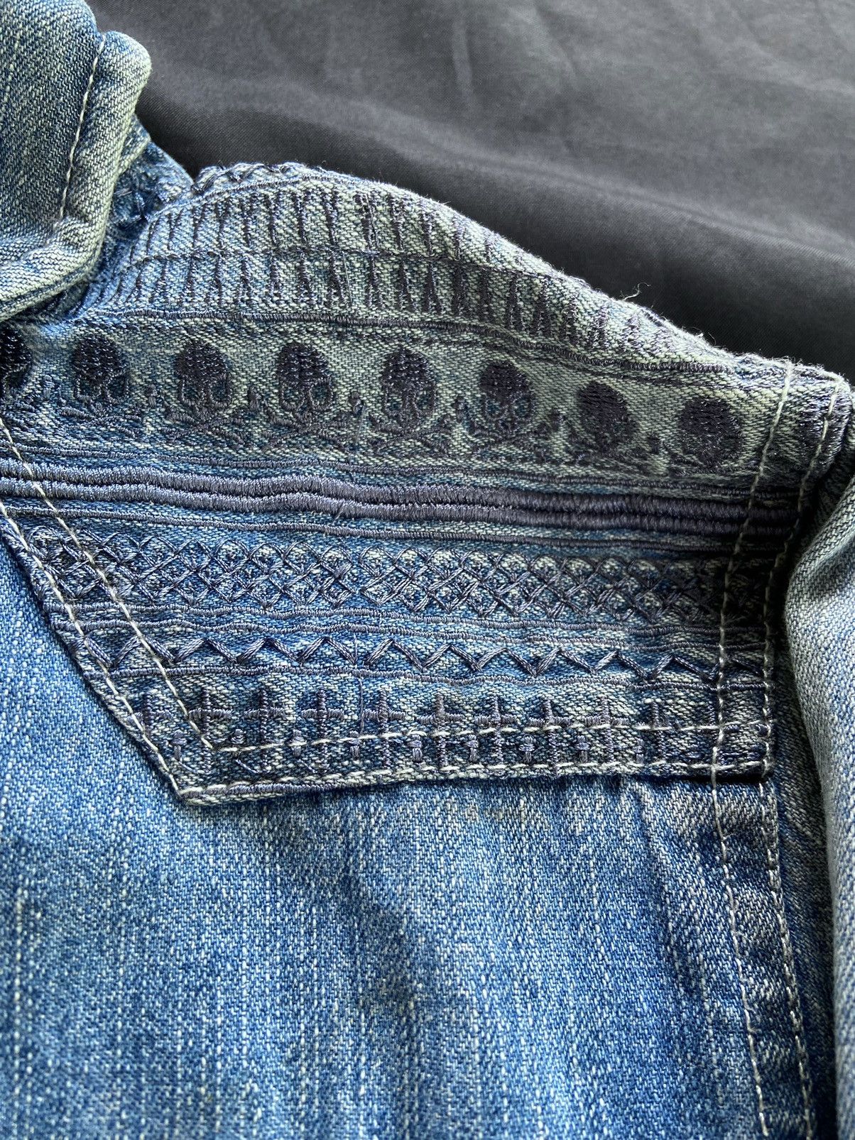 semanticdesign SEMANTIC DESIGN DISTRESSED SKULL BUTTON DOWN DENIM Size US S / EU 44-46 / 1 - 11 Thumbnail