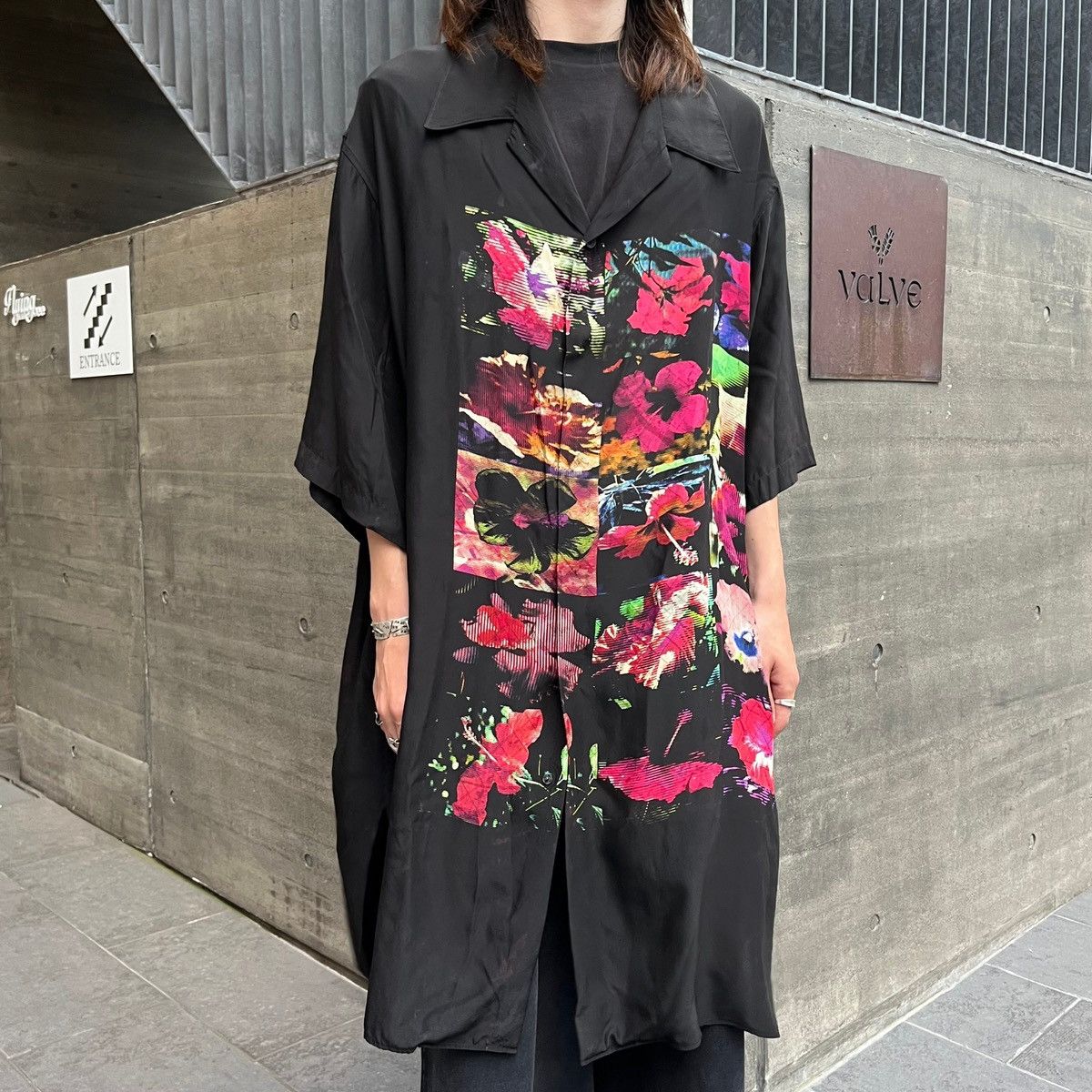 Yohji Yamamoto NWT Yohji Yamamoto Pour Homme Flashi PKB Flower Silk Shirt Size US XL / EU 56 / 4 - 10 Thumbnail