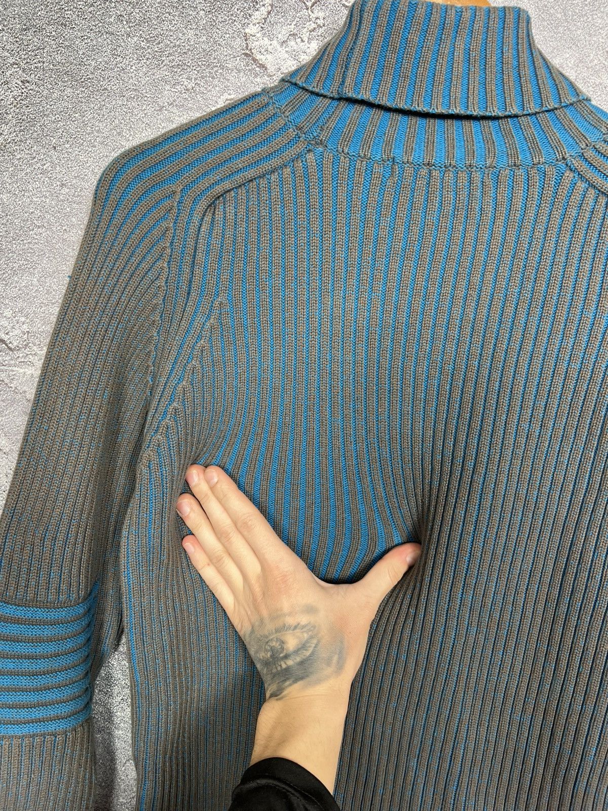 Chevignon Vintage Chevignon Ribbed Turtleneck Sweater A Blue Pattern Size US M / EU 48-50 / 2 - 18 Thumbnail