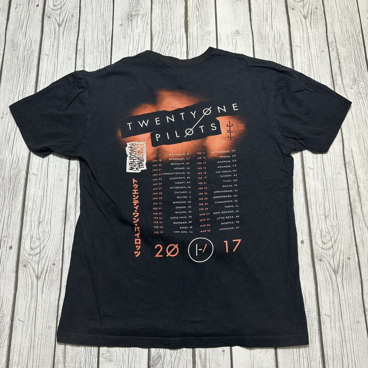 Band Tees × Next Level Apparel Twenty One Pilots tee Size US M / EU 48-50 / 2 - 2 Thumbnail