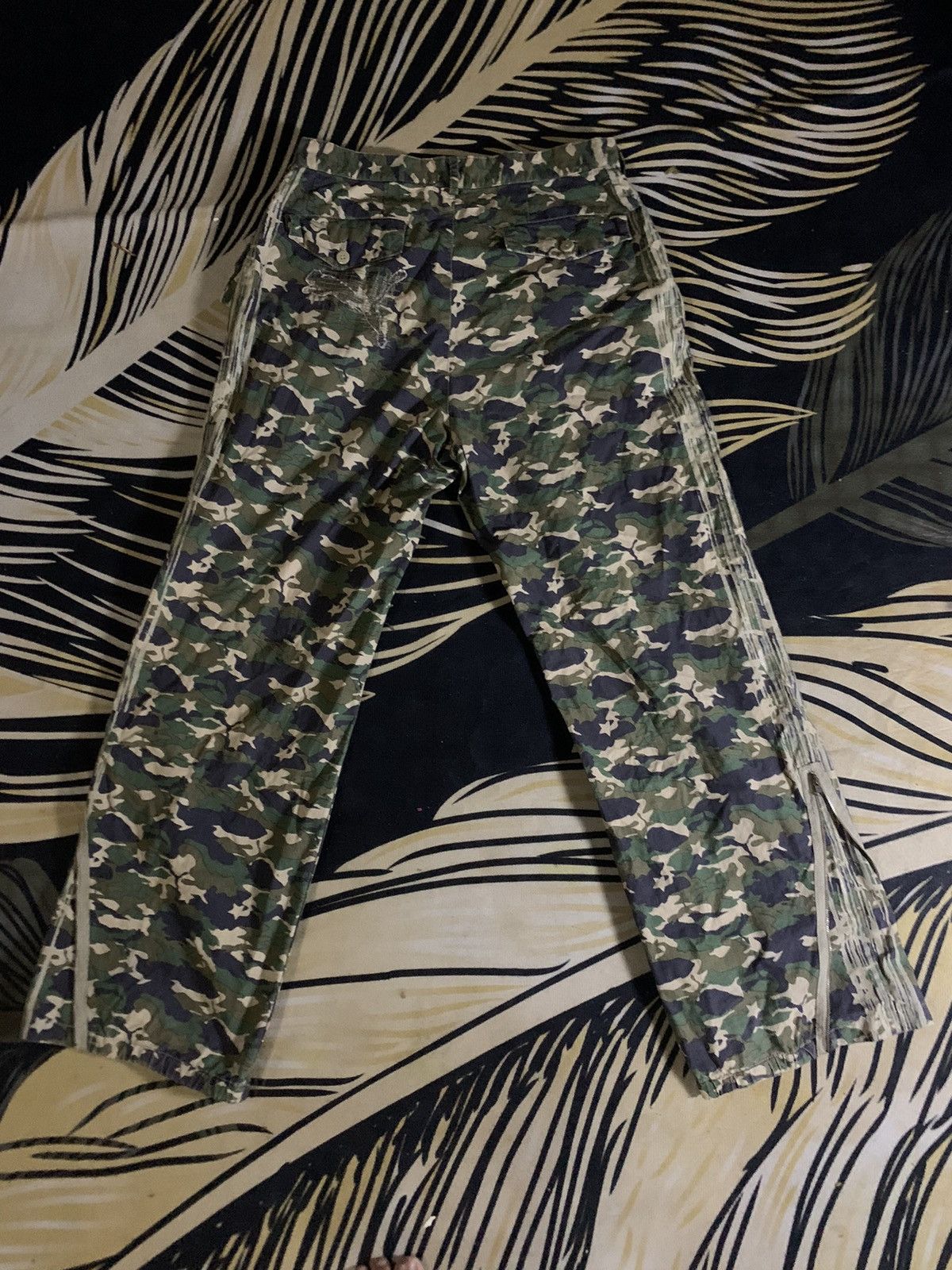 Puma Puma x camouflage with side Zipper Size US 32 / EU 48 - 6 Thumbnail
