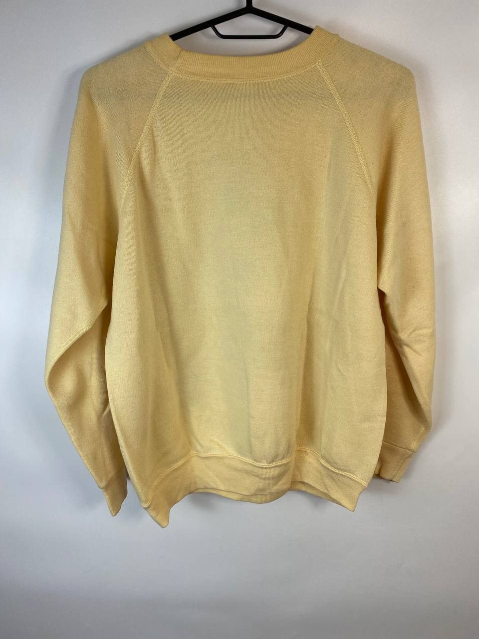 Disney × Mickey Mouse × Vintage Vintage Disney Mickey Mouse Big Logo Sweatshirt Sz M Size US M / EU 48-50 / 2 - 5 Thumbnail