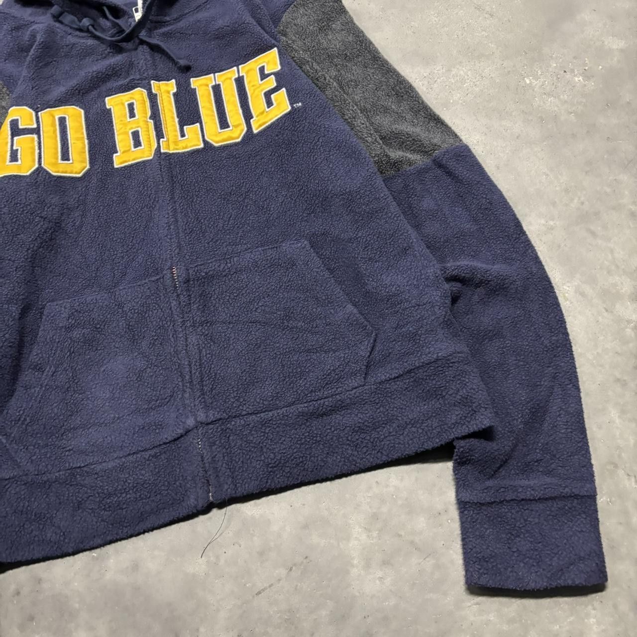 Victoria's Secret × Vintage Crazy Vintage Y2K/2000s PINK Cute Michigan Wolverines Victoria’s Secret Fleece Zip Up Hoodie! Size S / US 4 / IT 40 - 4 Thumbnail