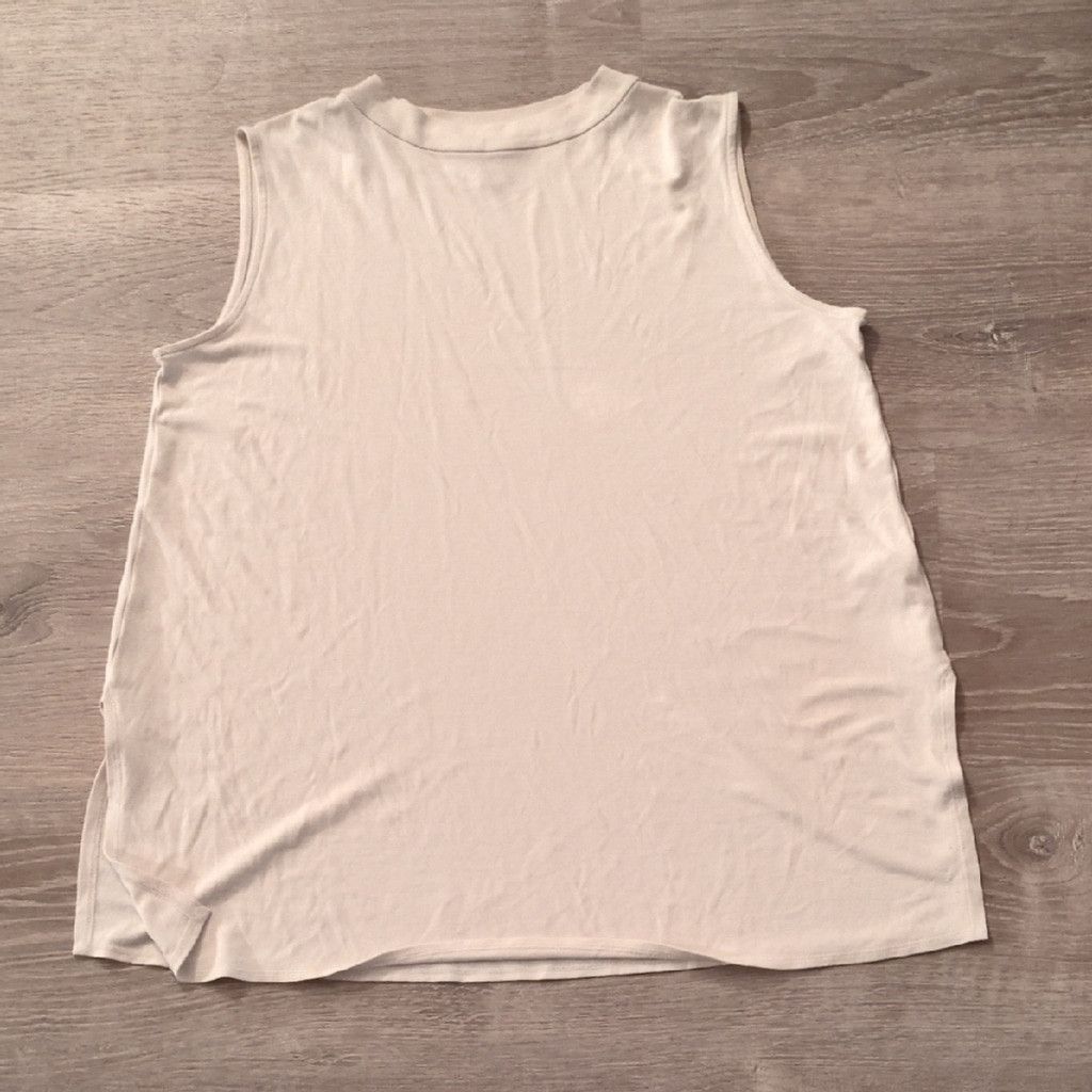 Eileen Fisher Eileen Fisher Oversized High Neck Cream Silk Tank Size Small Size S / US 4 / IT 40 - 1 Thumbnail