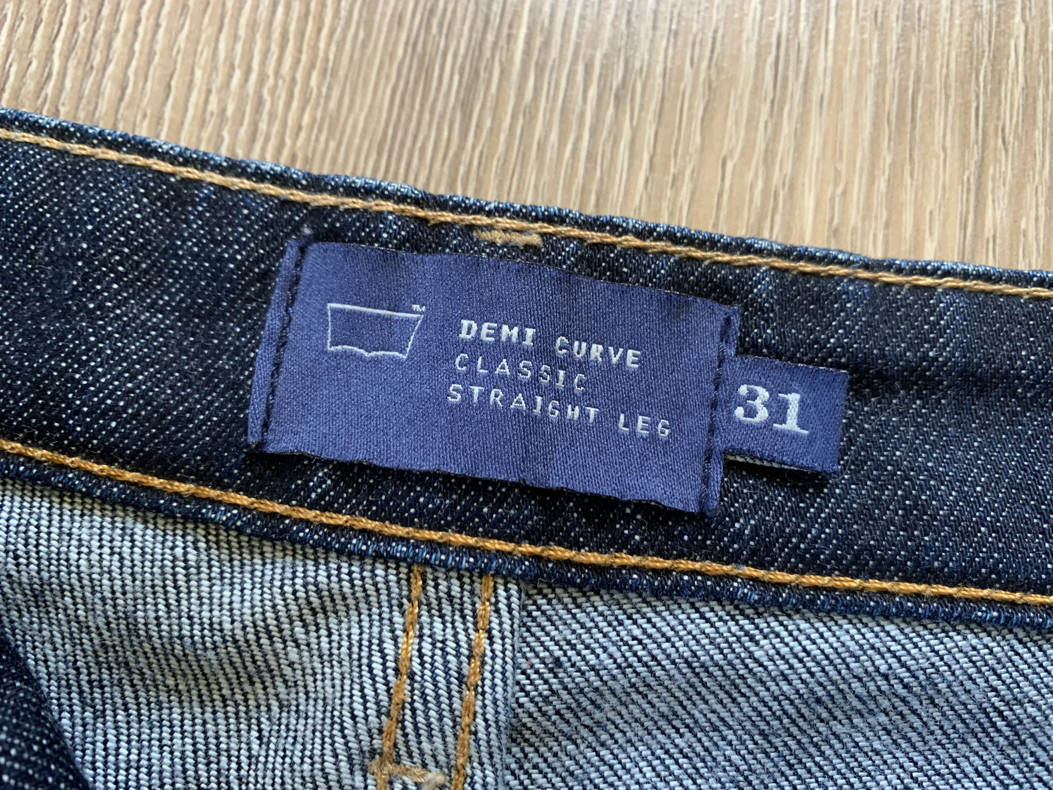 Levi's × Levi's Vintage Clothing Levis Women’s Demi Curve Classic Straight Leg Jeans Size 31" - 8 Thumbnail
