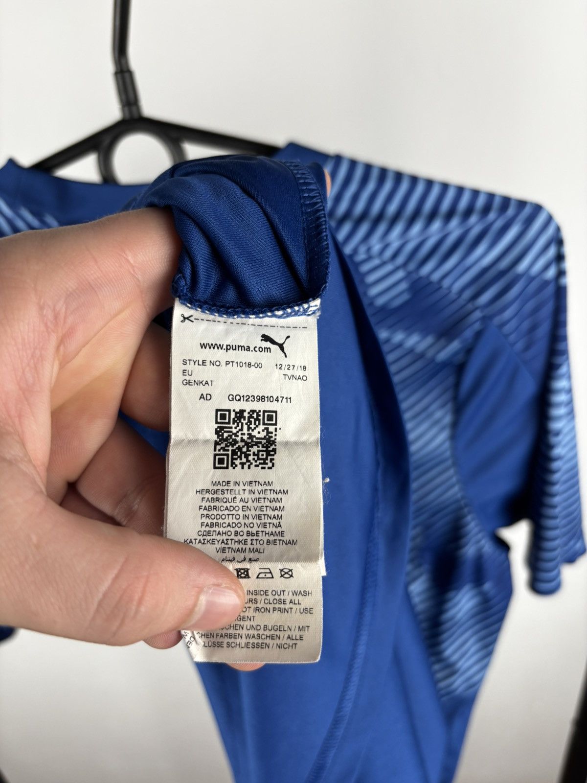 Puma Puma x Albion soccer jersey size S Size US S / EU 44-46 / 1 - 5 Thumbnail