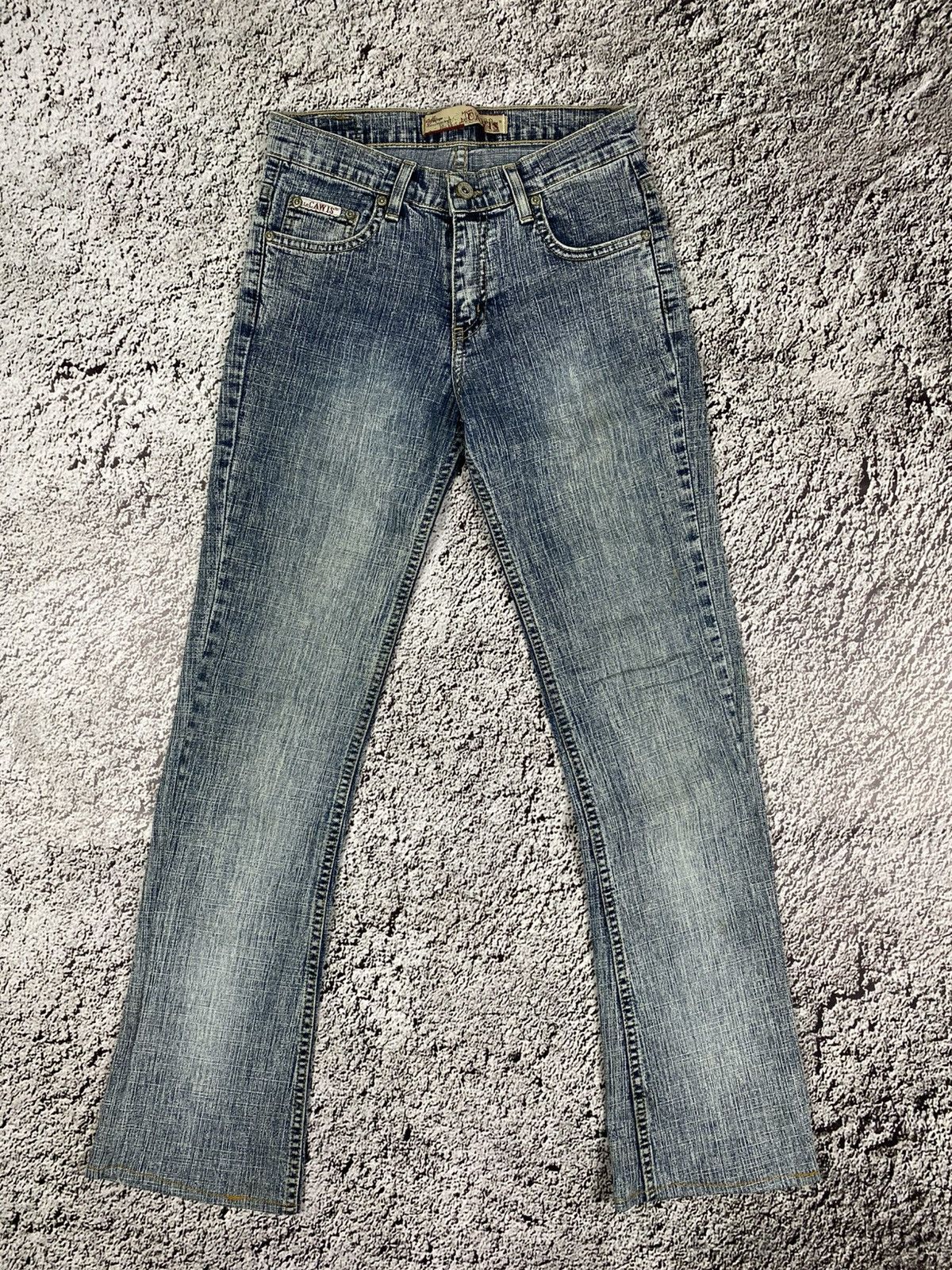 Vintage Vintage Y2K 00s style bootcut faded jeans streetwear Size 27" / US 4 / IT 40 - 1 Thumbnail