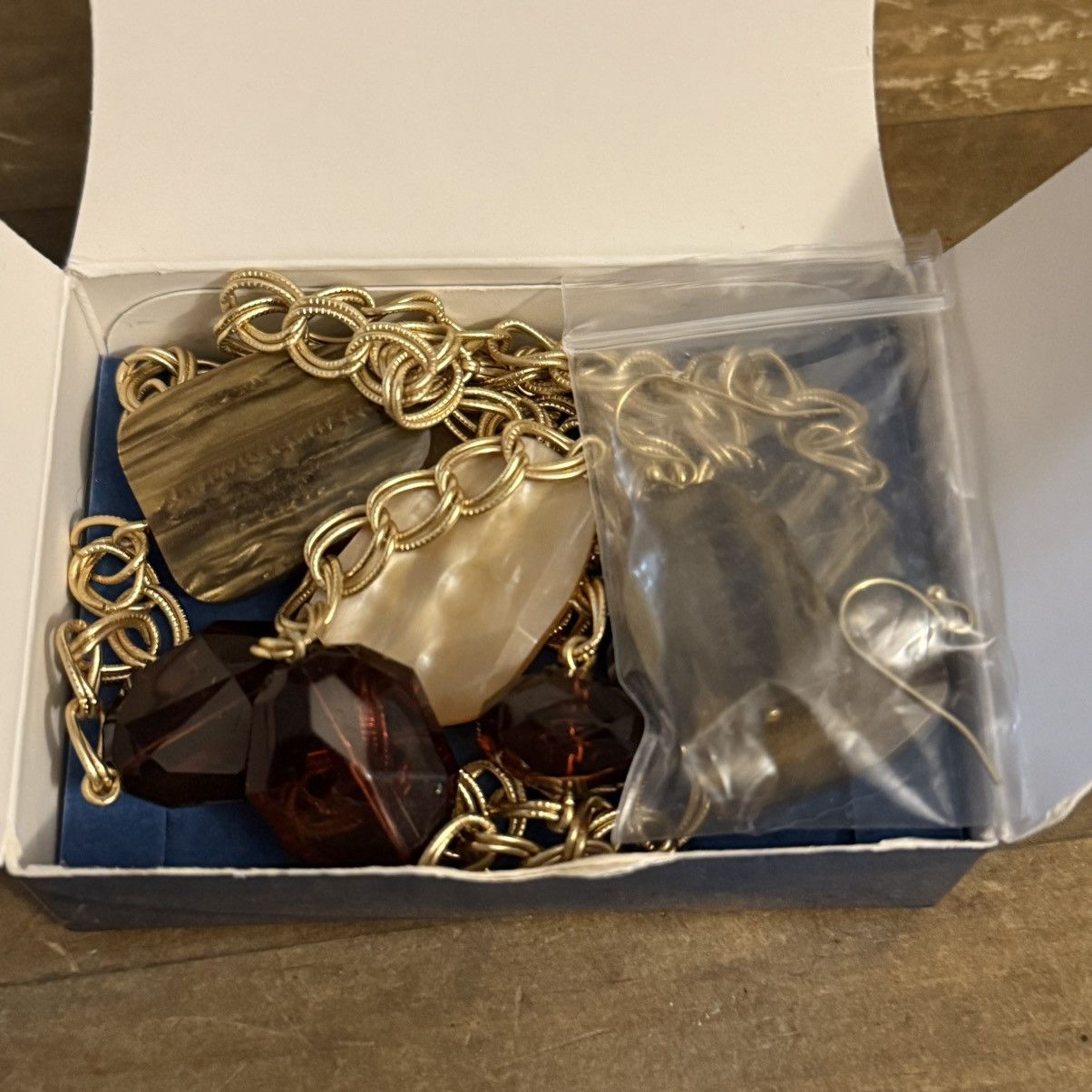 Other Avon long faceted station nugget necklace gift set Size ONE SIZE - 8 Thumbnail