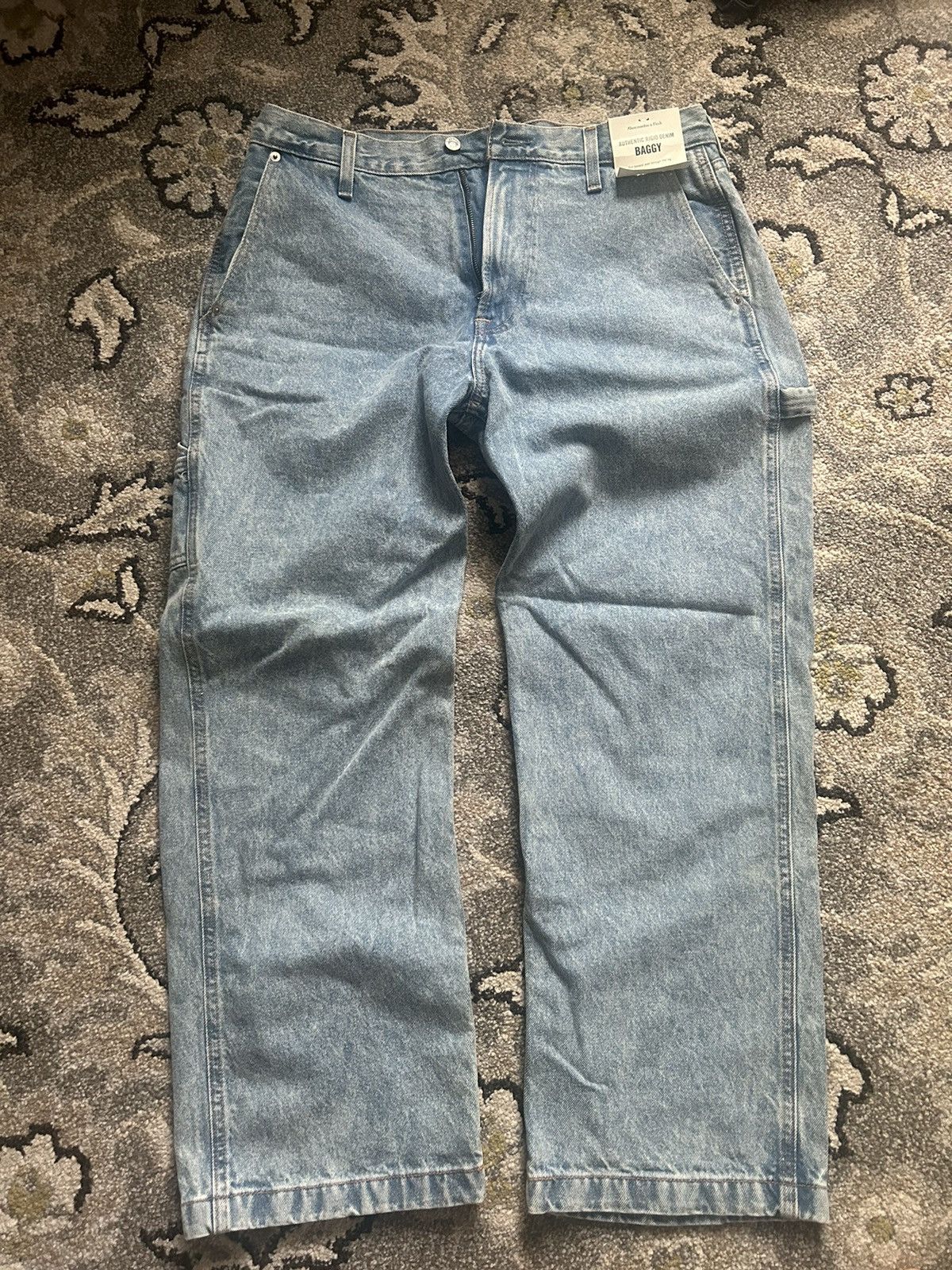 Abercrombie & Fitch Abercrombie Baggy Carpenter Light Wash Jeans Denim Workwear Size US 33 - 1 Thumbnail
