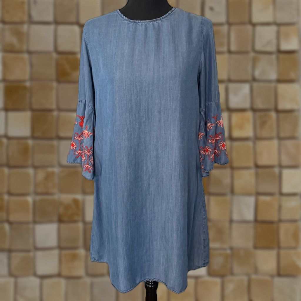 Bell VINTAGE Flowers Chambray Dress Midi Floral Embroidered Bell Sleeve Women Medium Blue Size M / US 6-8 / IT 42-44 - 1 Thumbnail