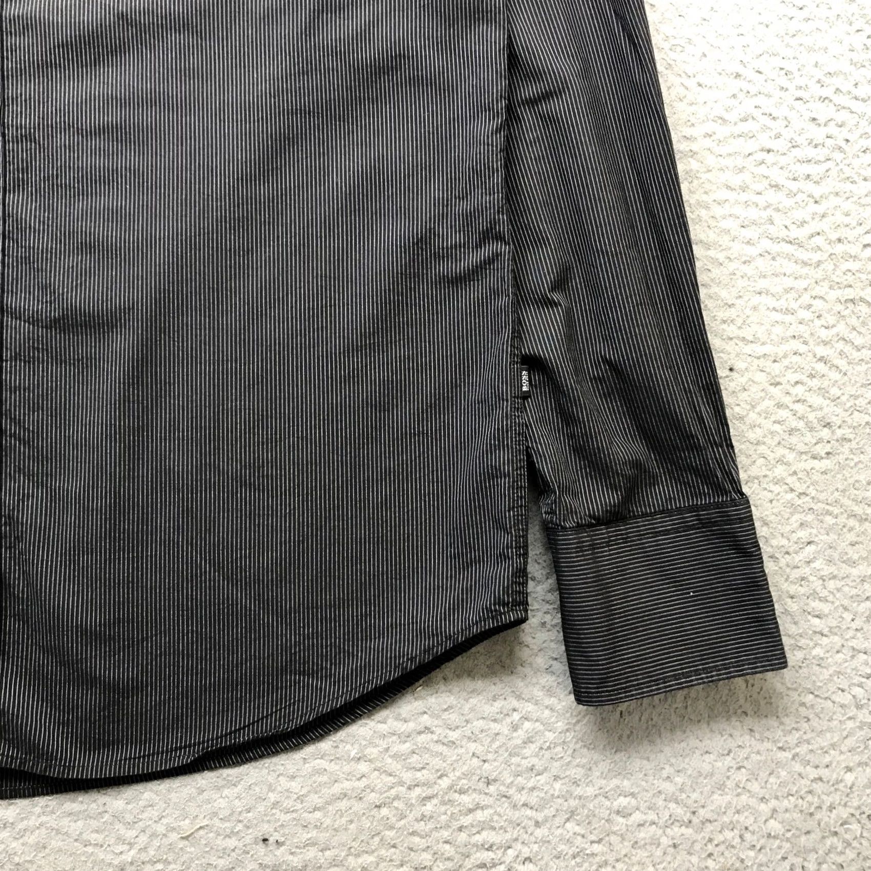 Hugo Boss HUGO BOSS Button-Up Shirt Mens XL Long Sleeve Pinstripe Black / Casual, Business, Travel / City Accent Button-Up Shirt Mens XL Black Size 46R - 6 Thumbnail
