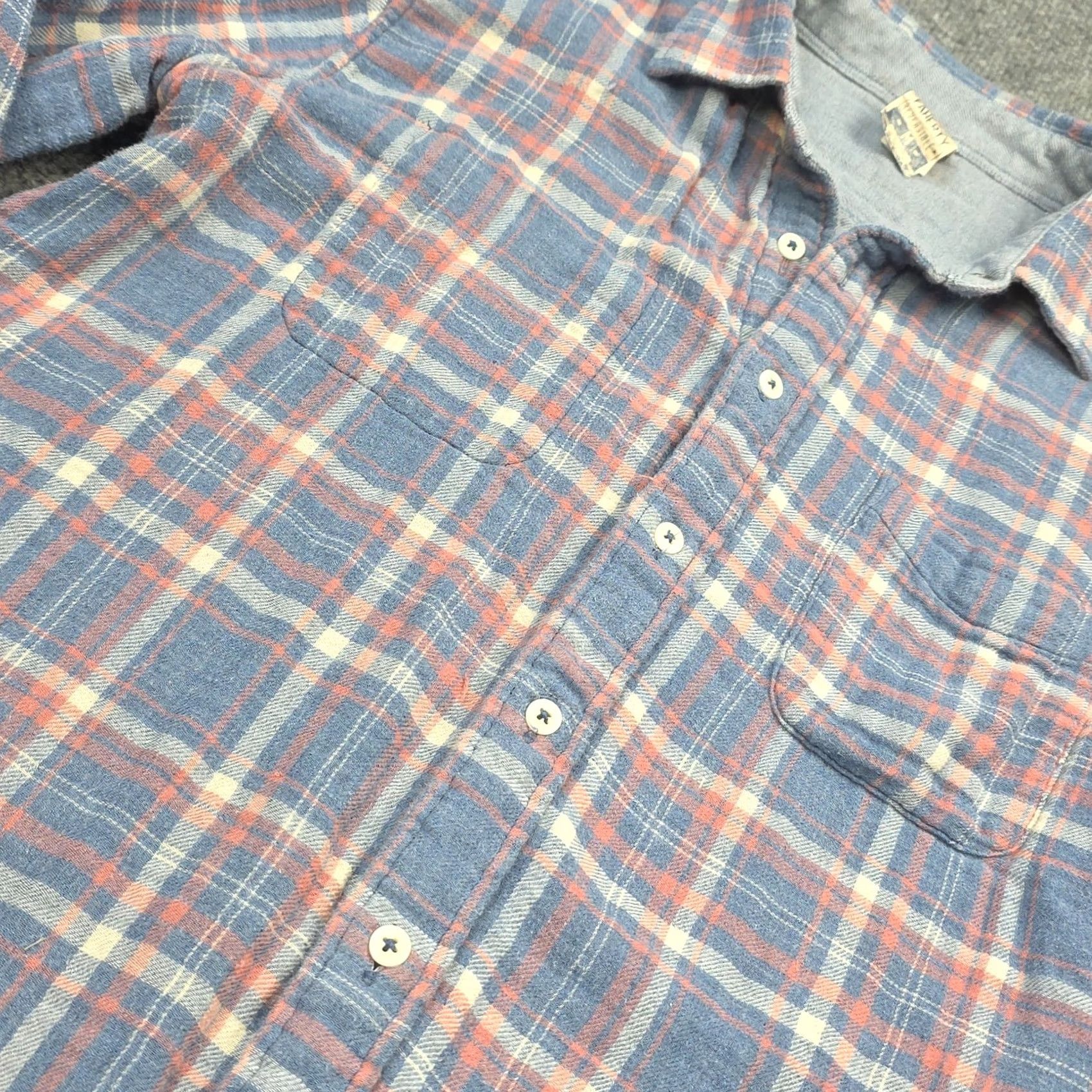 Faherty VINTAGE Faherty Reversible Shirt Men's Medium Plaid Blue Pink White Button Up Size US M / EU 48-50 / 2 - 2 Thumbnail