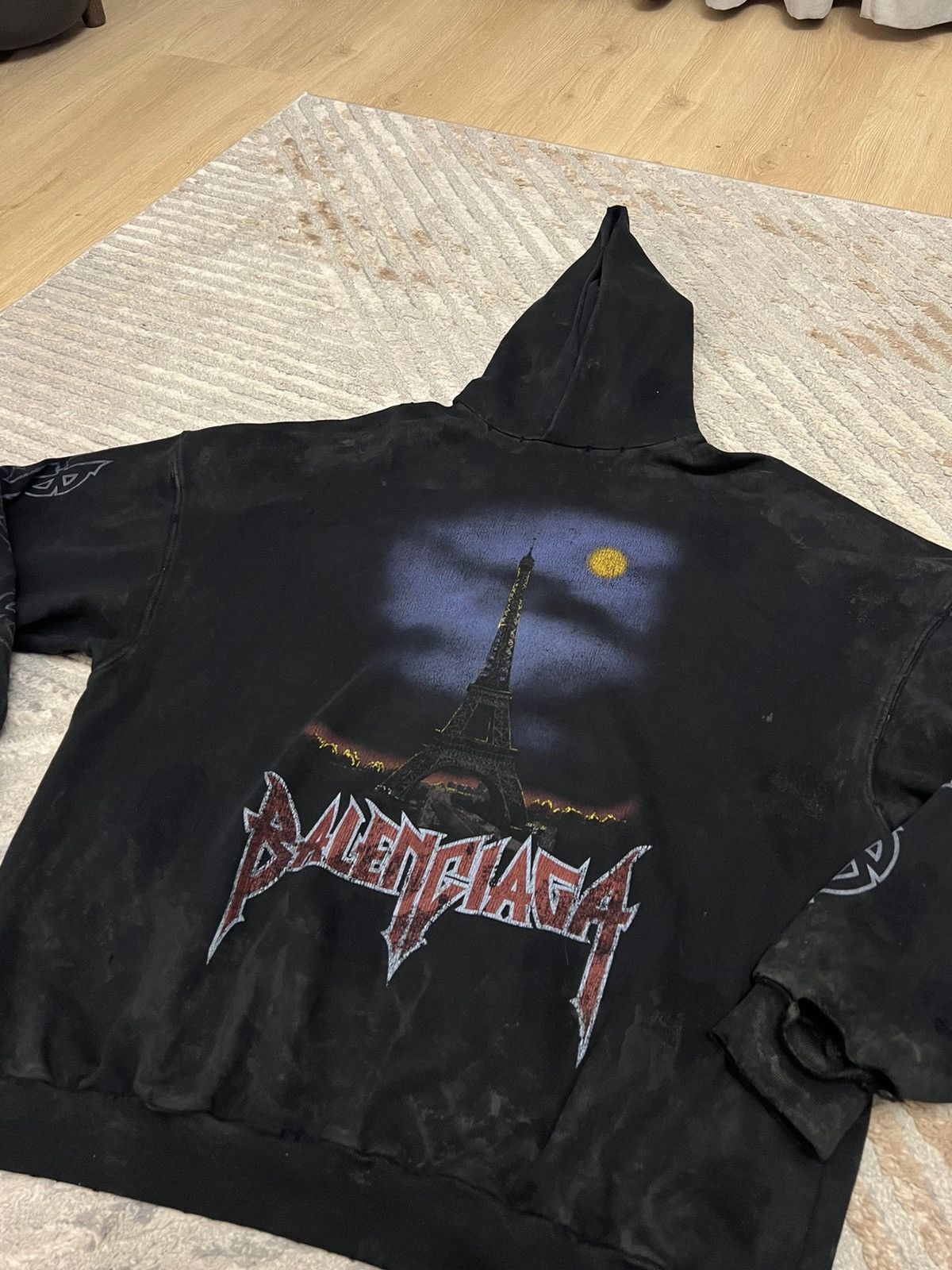 Balenciaga Balenciaga Paris Moon hoodie Size US M / EU 48-50 / 2 - 2 Thumbnail