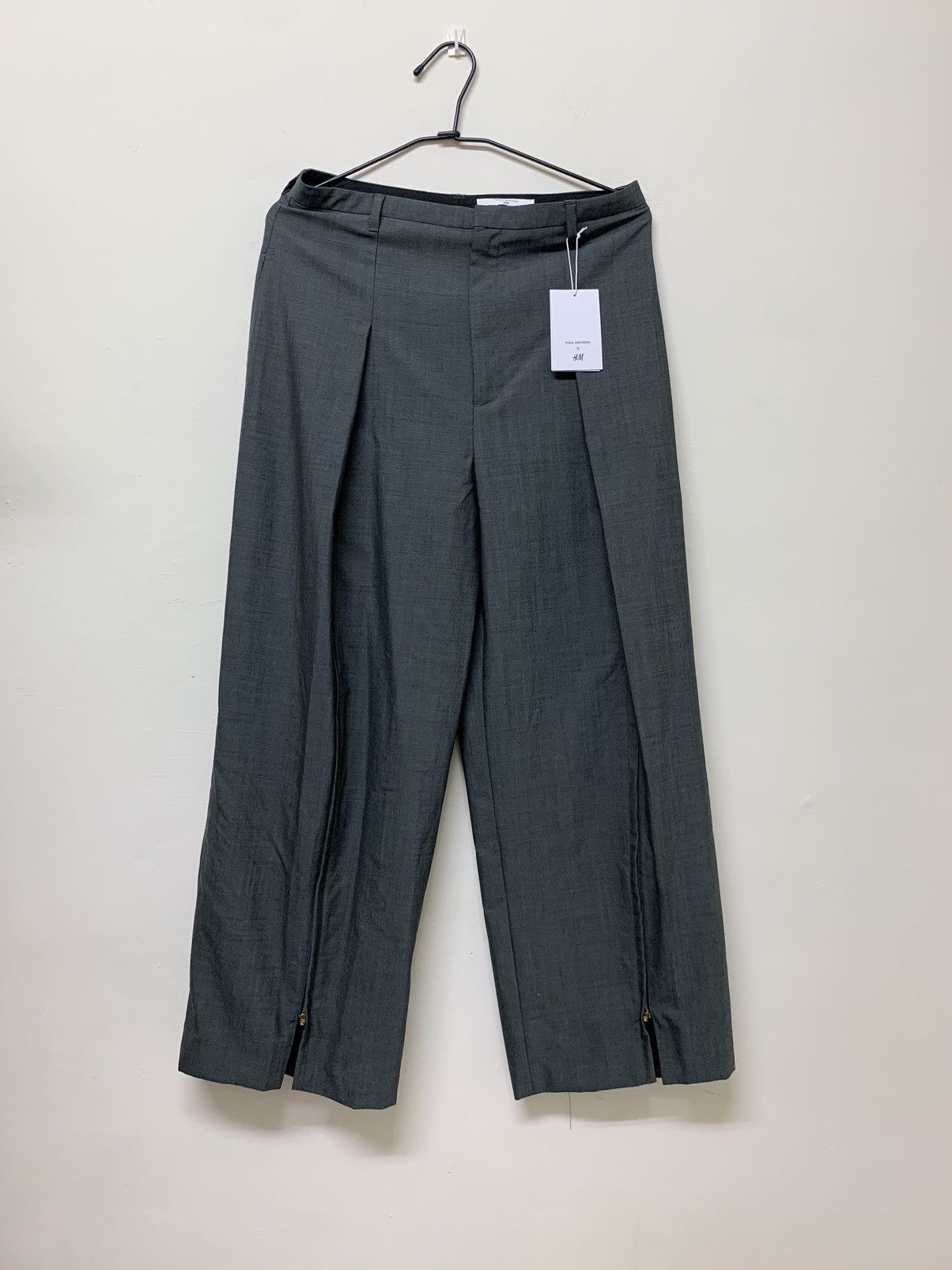Toga Toga Archives x H&M scarf cut trousers Size 33" - 2 Thumbnail