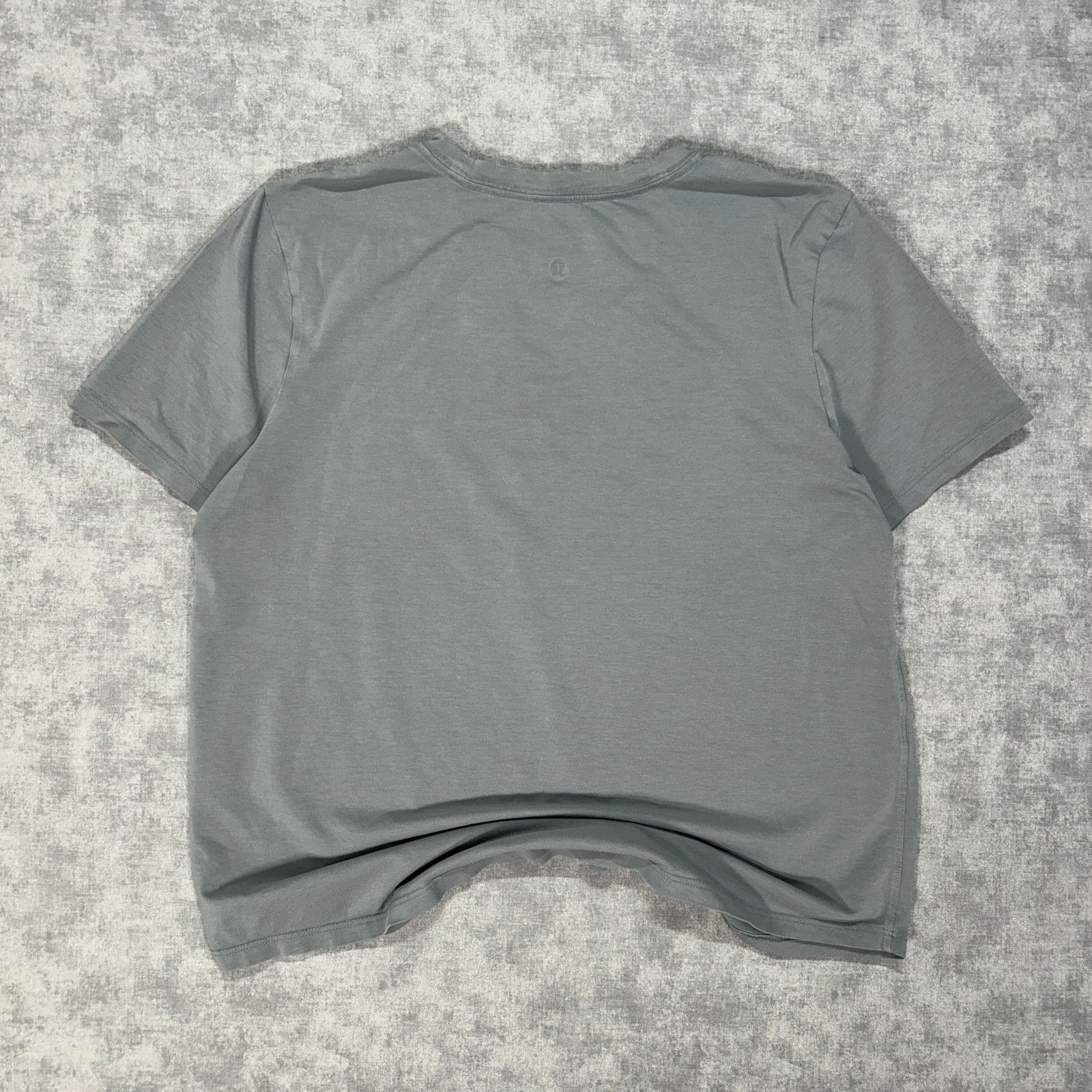 Lululemon Lululemon Fundamental grey casual minimalist tshirt womens M Size M / US 6-8 / IT 42-44 - 2 Thumbnail