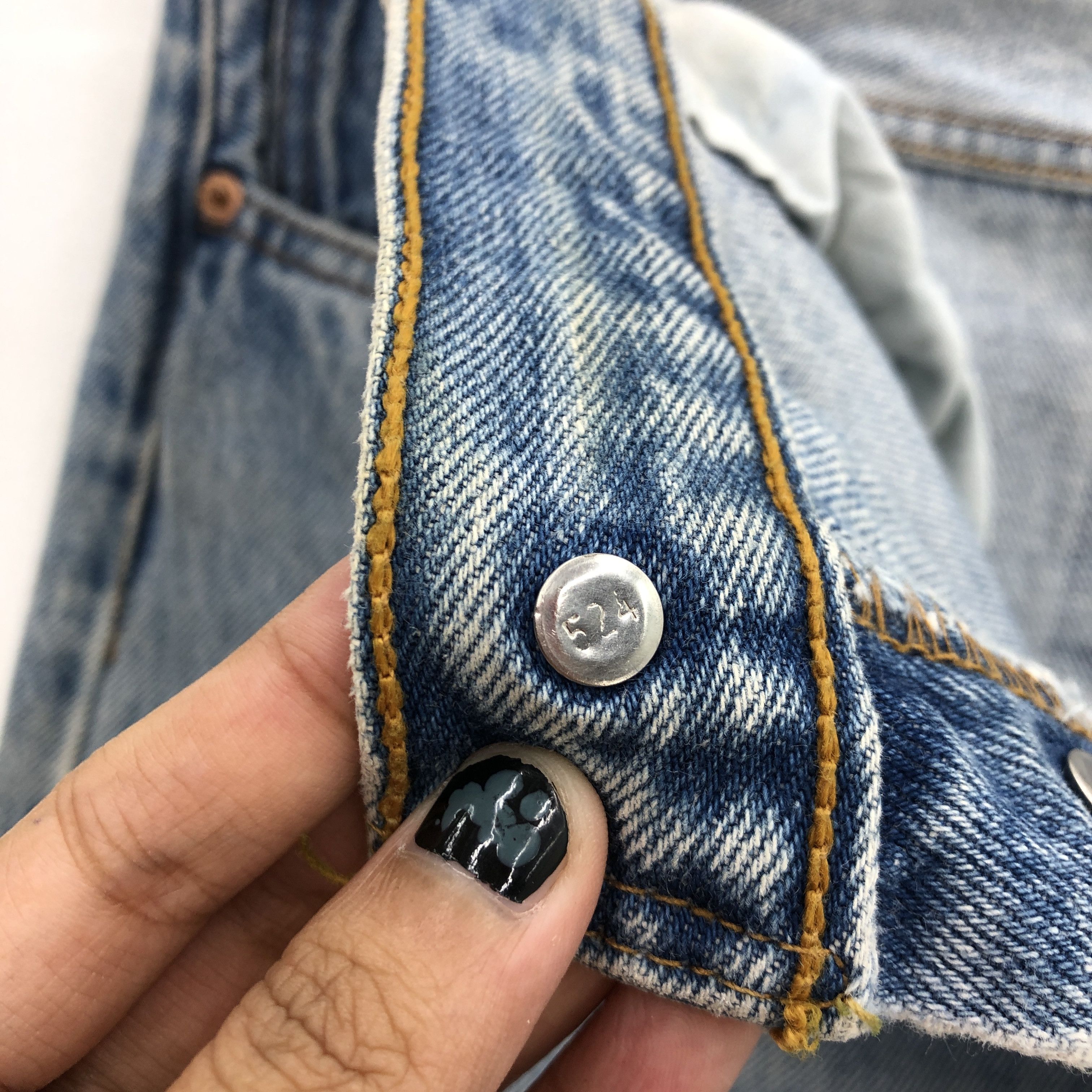 Levi's Vintage 90s Levis 501 Sun Faded Jeans Levi's 501 Denim Size US 36 / EU 52 - 7 Thumbnail