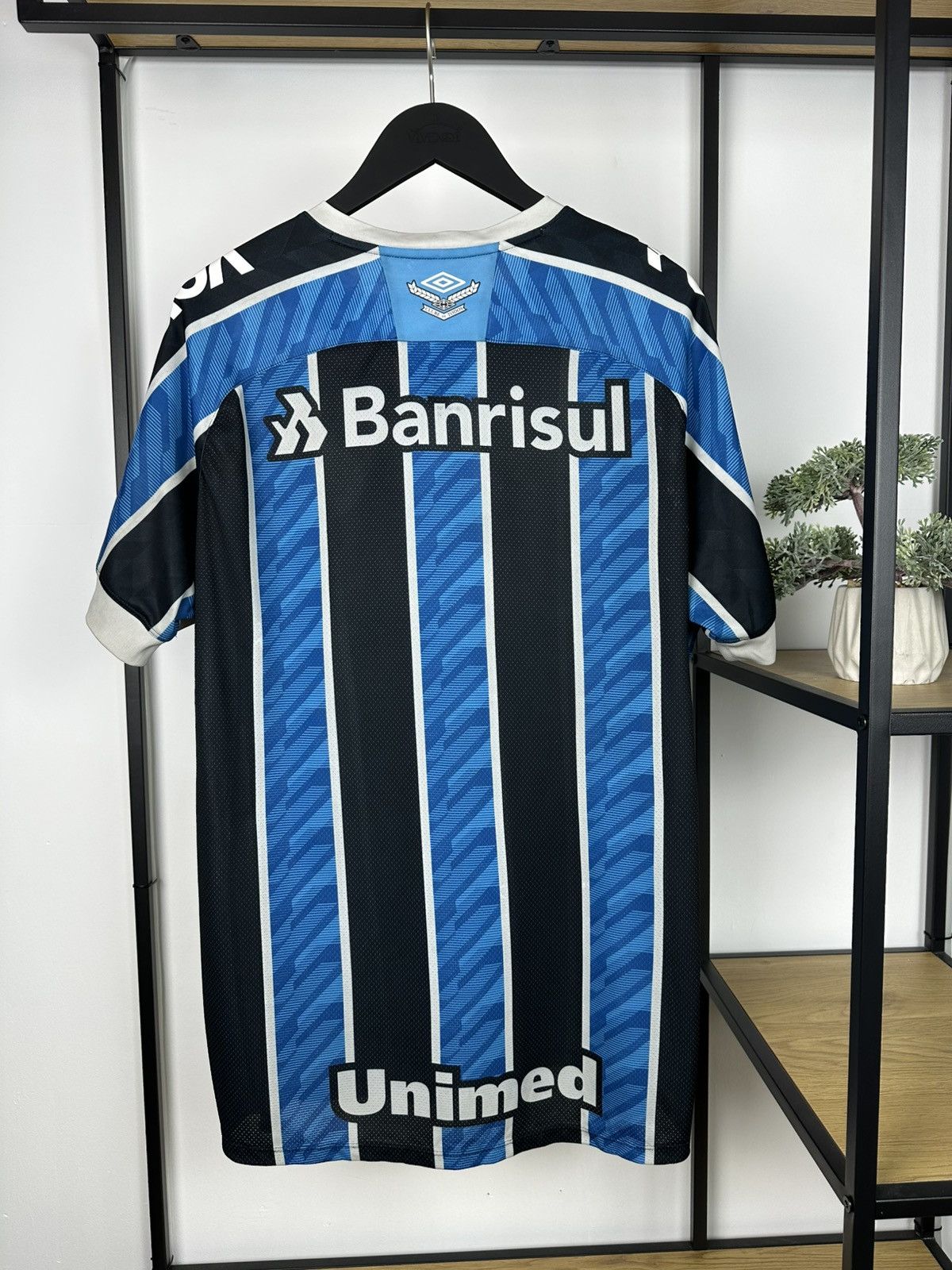 Umbro Gremio 2020-21 Umbro Home Football Jersey Shirt Soccer Men’s Size US XL / EU 56 / 4 - 20 Thumbnail