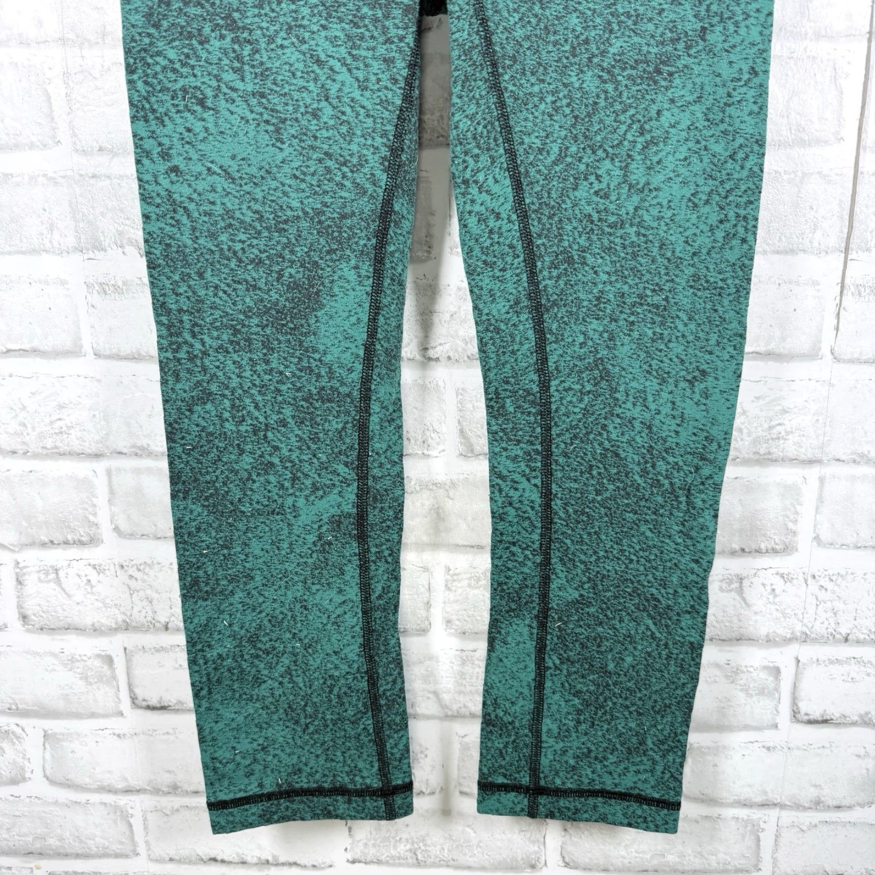 Lululemon Lululemon Pants Womens Activewear Size 6 Blue Polyester Compression Athletic Pants Size 28" / US 6 / IT 42 - 3 Thumbnail