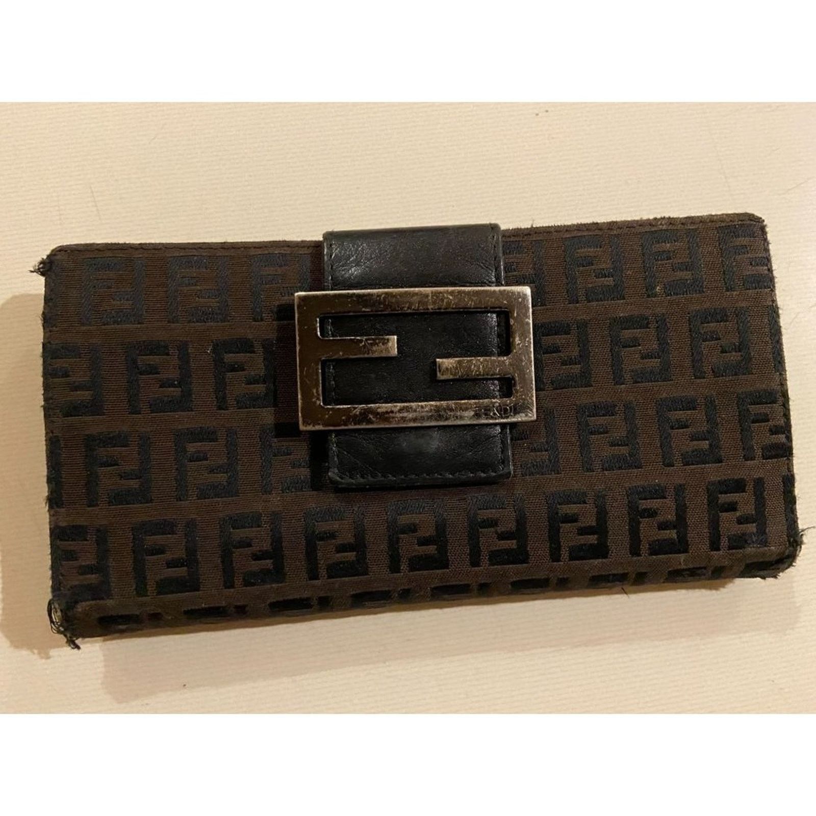 Fendi Fendi Vintage Leather & Logo Wallet Size ONE SIZE - 2 Thumbnail