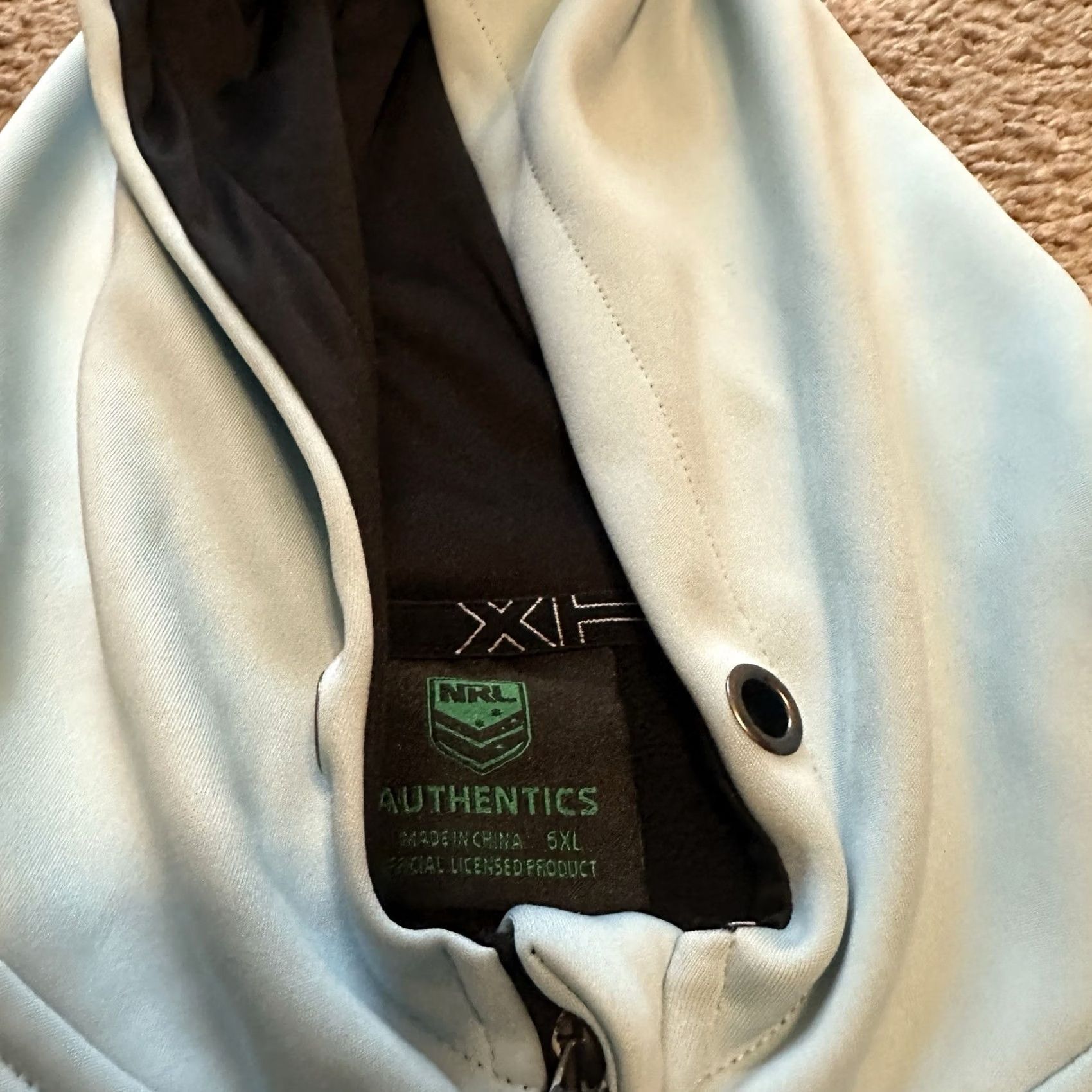 Vintage VINTAGE Cronulla-Sutherland Sharks Hoodie NRL Men 5XL Black Full Zip Logo Issued Rugby Fans Clothing Size US XXL / EU 58 / 5 - 3 Thumbnail