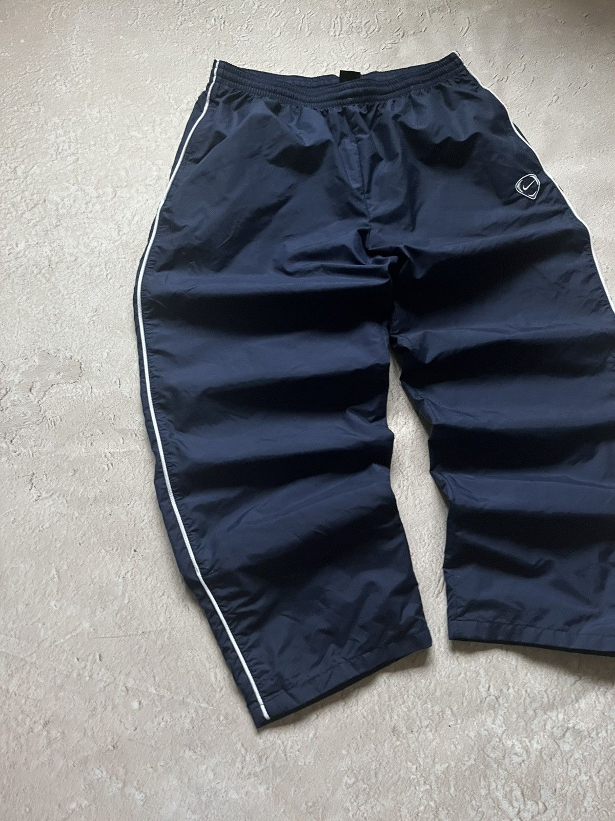 Nike Nike TN Nylon Track Pants Navy White Trim Y2K Size US 34 / EU 50 - 3 Thumbnail