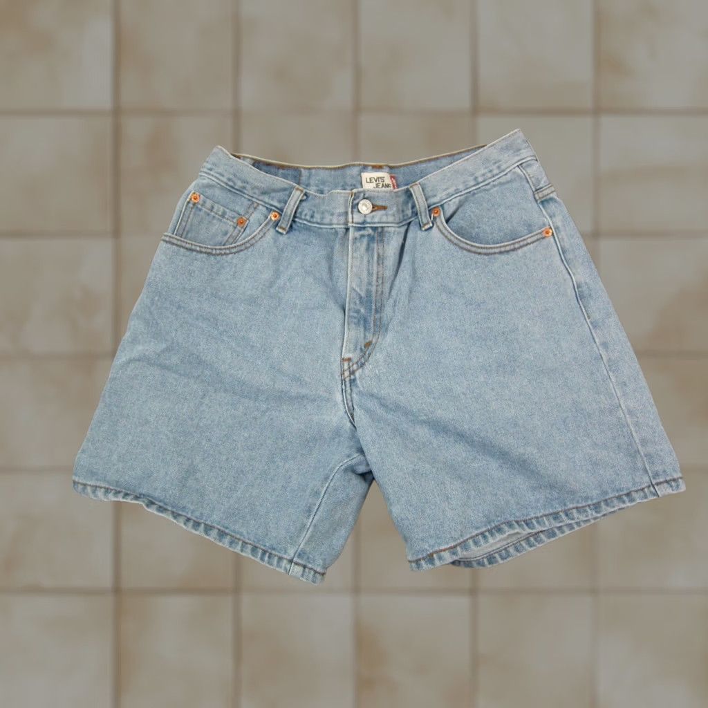 Levi's VINTAGE Levi's Shorts Denim 14 Teens Blue 90s Lightwash Jorts 550 Cotton Denim Relaxed 5-Pocket Mens Women Boys Girls Size 36" / US 14 / IT 50 - 1 Thumbnail