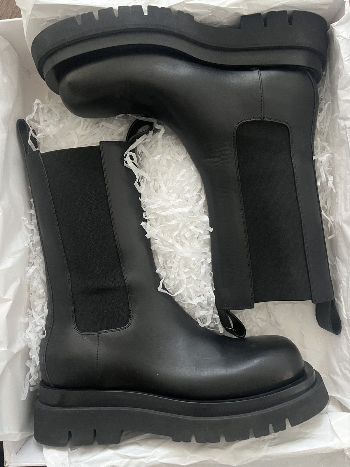 Bottega Veneta Bottega Veneta Tall Chelsea Boots Size US 7 / EU 40 - 2 Thumbnail