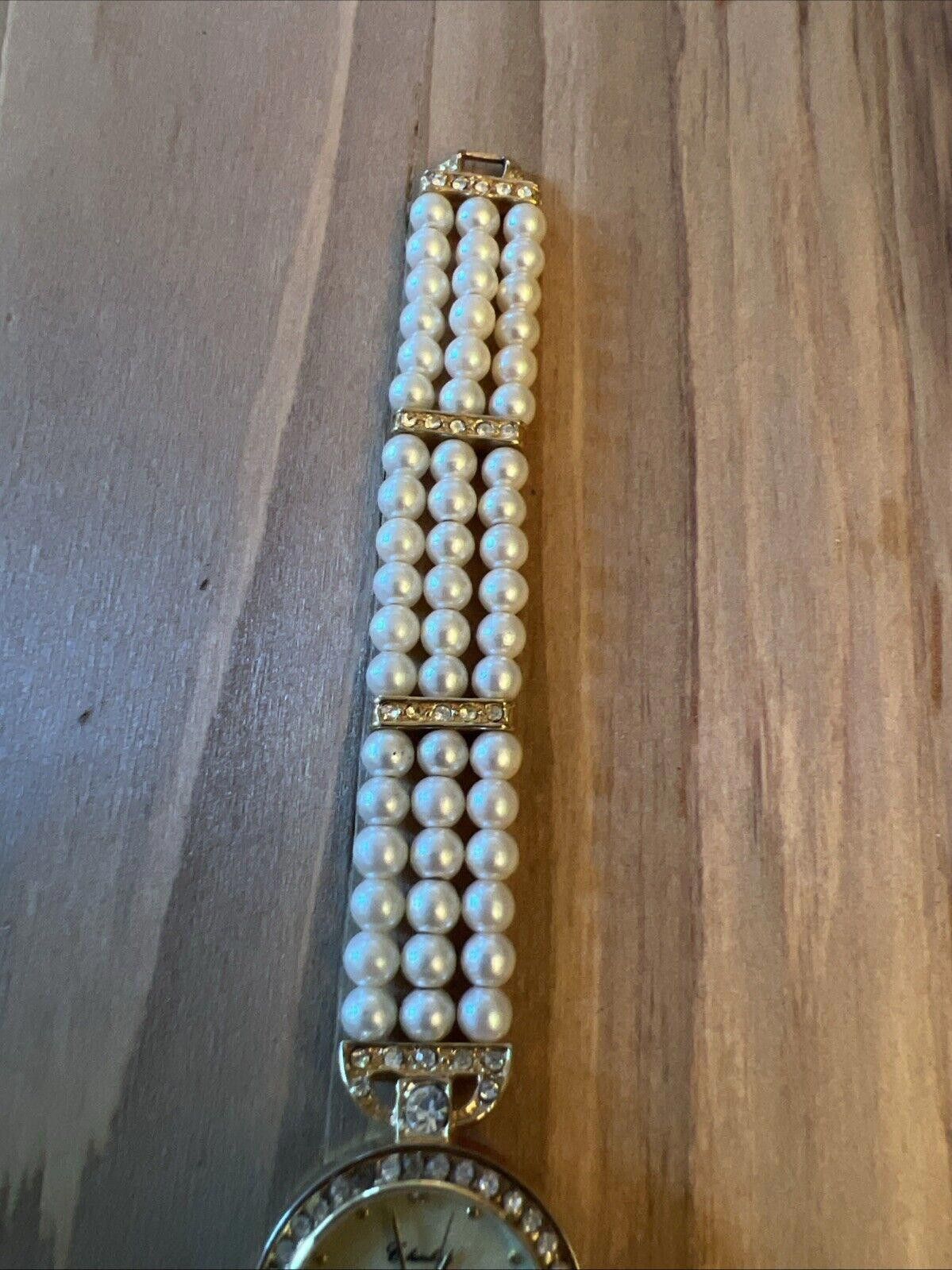 Powell Peralta Columbine Pearl Ladies Watch New Battery Size ONE SIZE - 4 Thumbnail