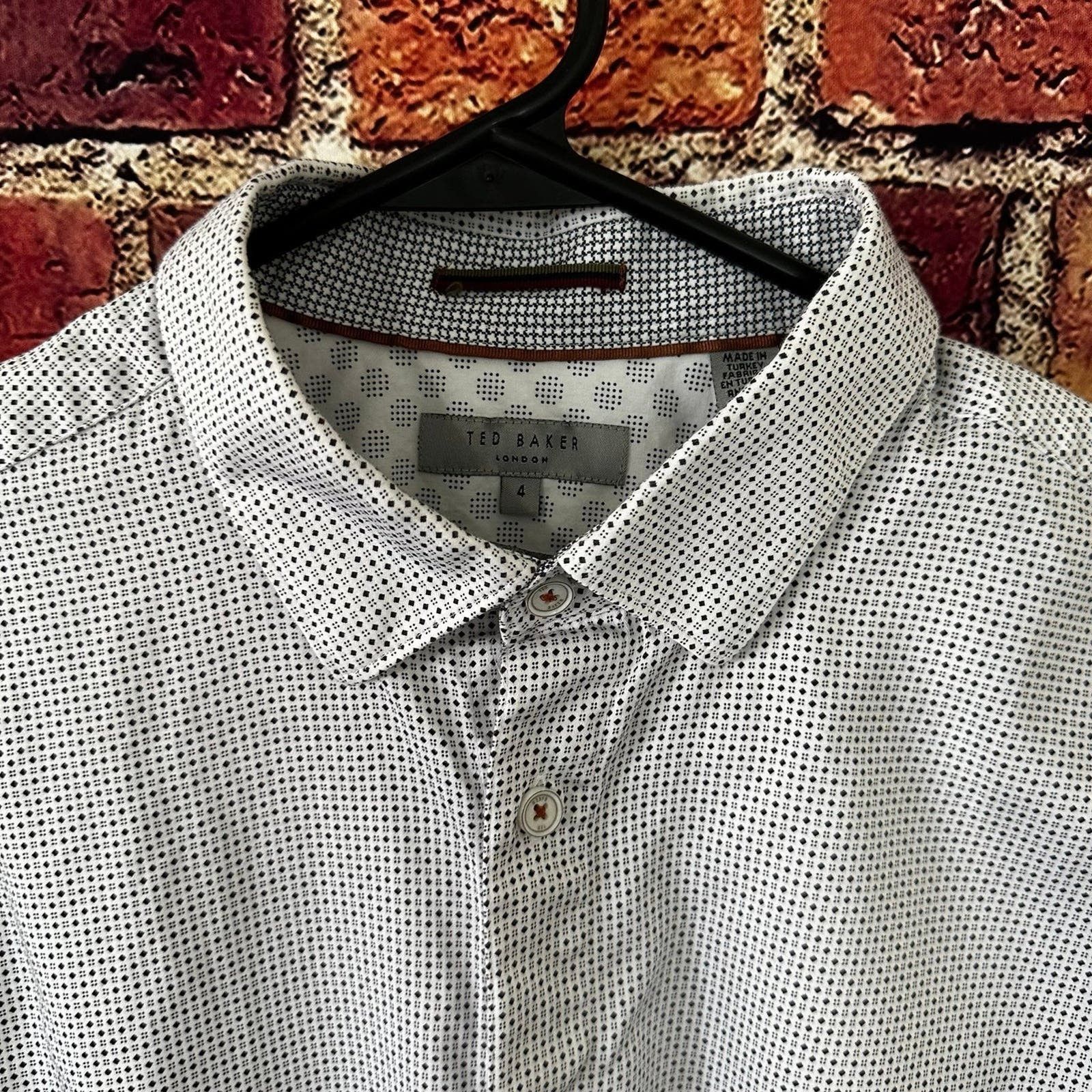 Ted Baker Ted Baker button down size 5= large Size US L / EU 52-54 / 3 - 2 Thumbnail