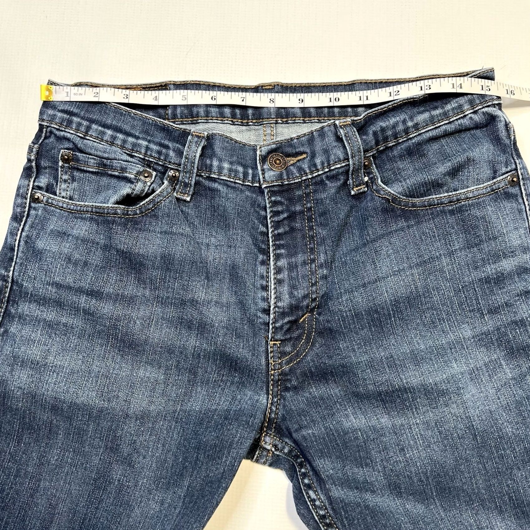 Levi's VINTAGE? No. Levi's Jeans 511 Slim Fit 32X34 Regular Size 32 34 Blue Denim Stretch 5-Pocket Men Size US 32 / EU 48 - 6 Thumbnail