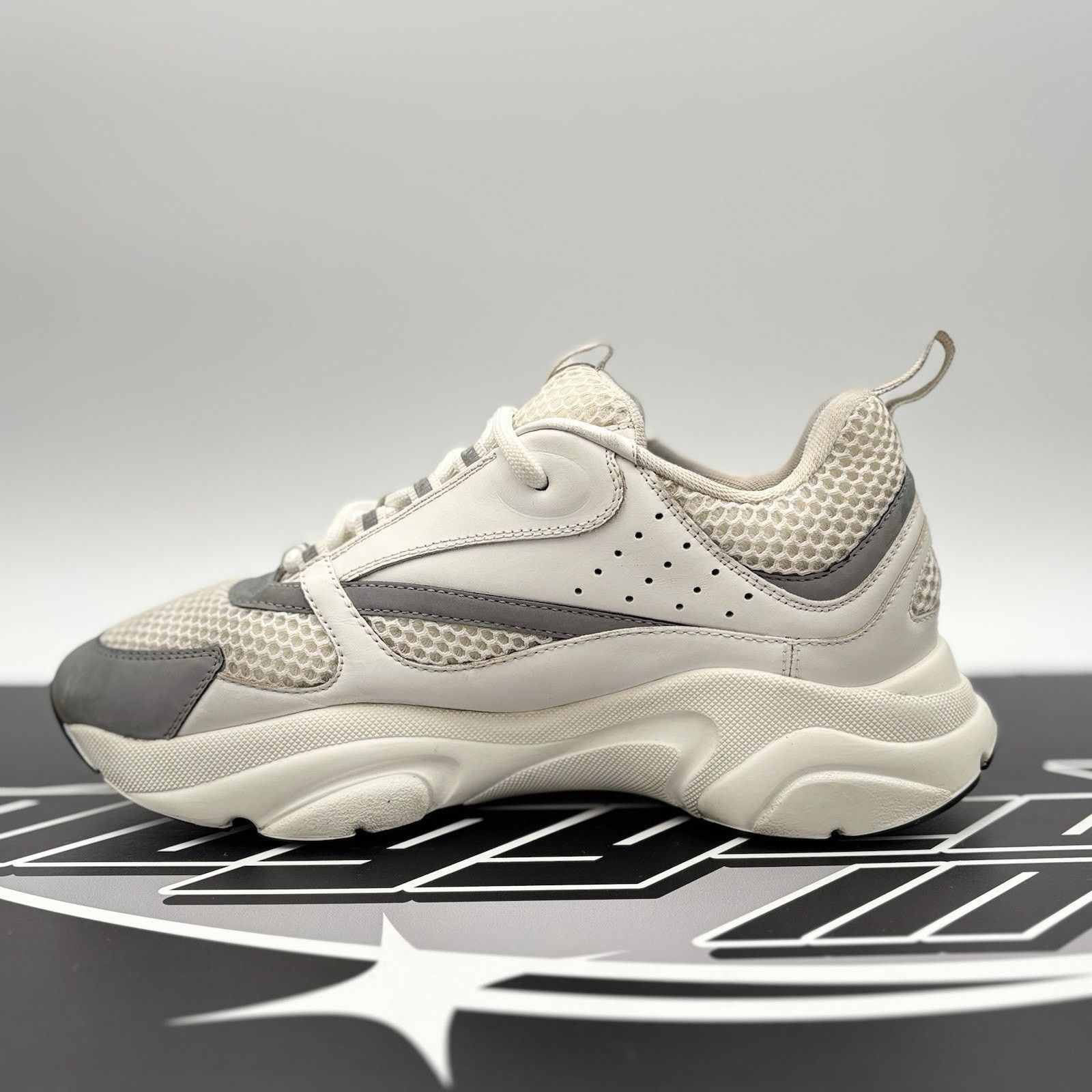 Dior Size 41 (8 US) - Dior B22 Sneaker ' White Reflective ' Size US 8 / EU 41 - 4 Thumbnail