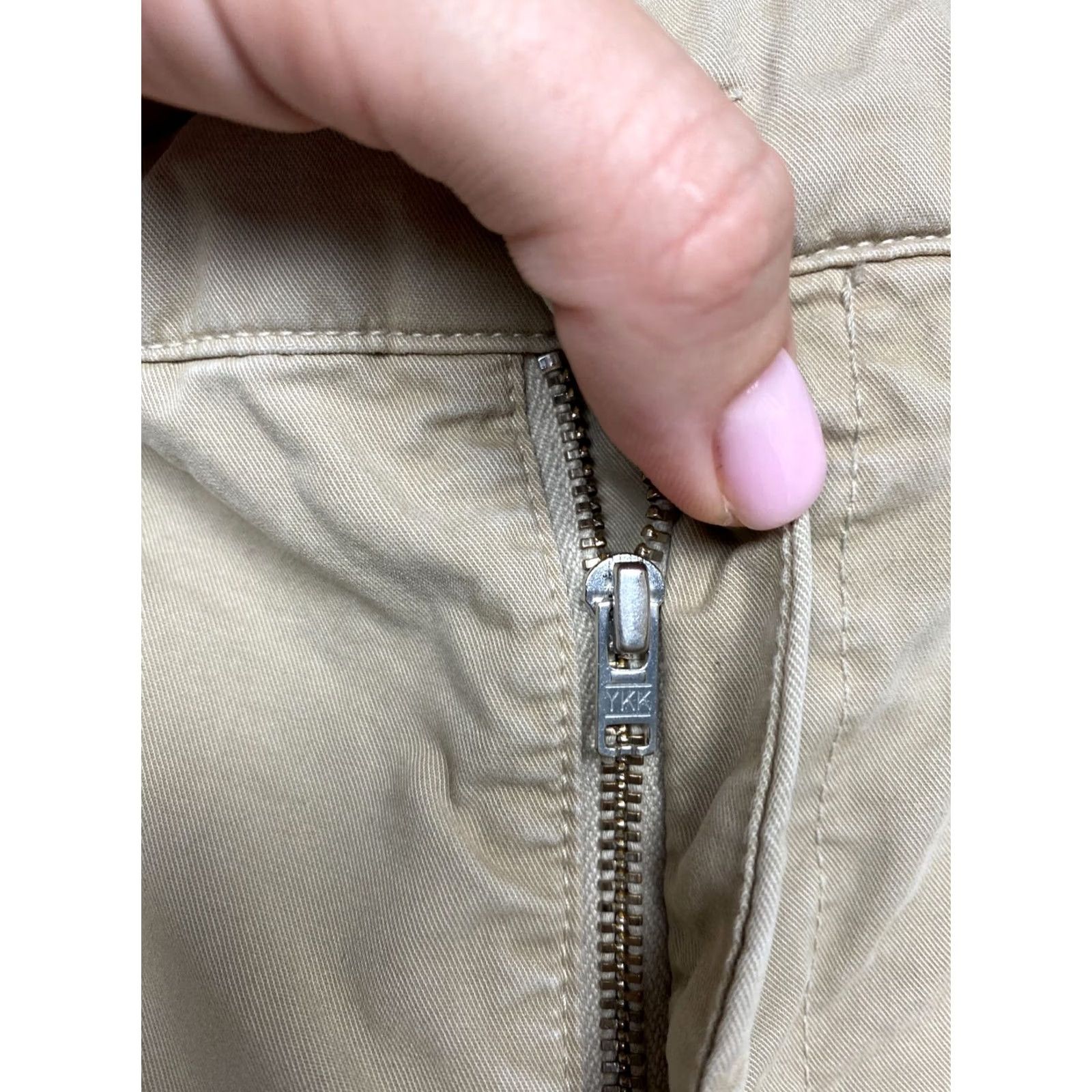 Aspesi Aspesi Vintage Chino Pants Mens Size 52 L Beige 34 Inseam 90 cm 114 cm Holiday 34 Inseam 90 cm Mens Beige Chino pants 52L vintage Aspesi Size US 34 / EU 50 - 4 Thumbnail