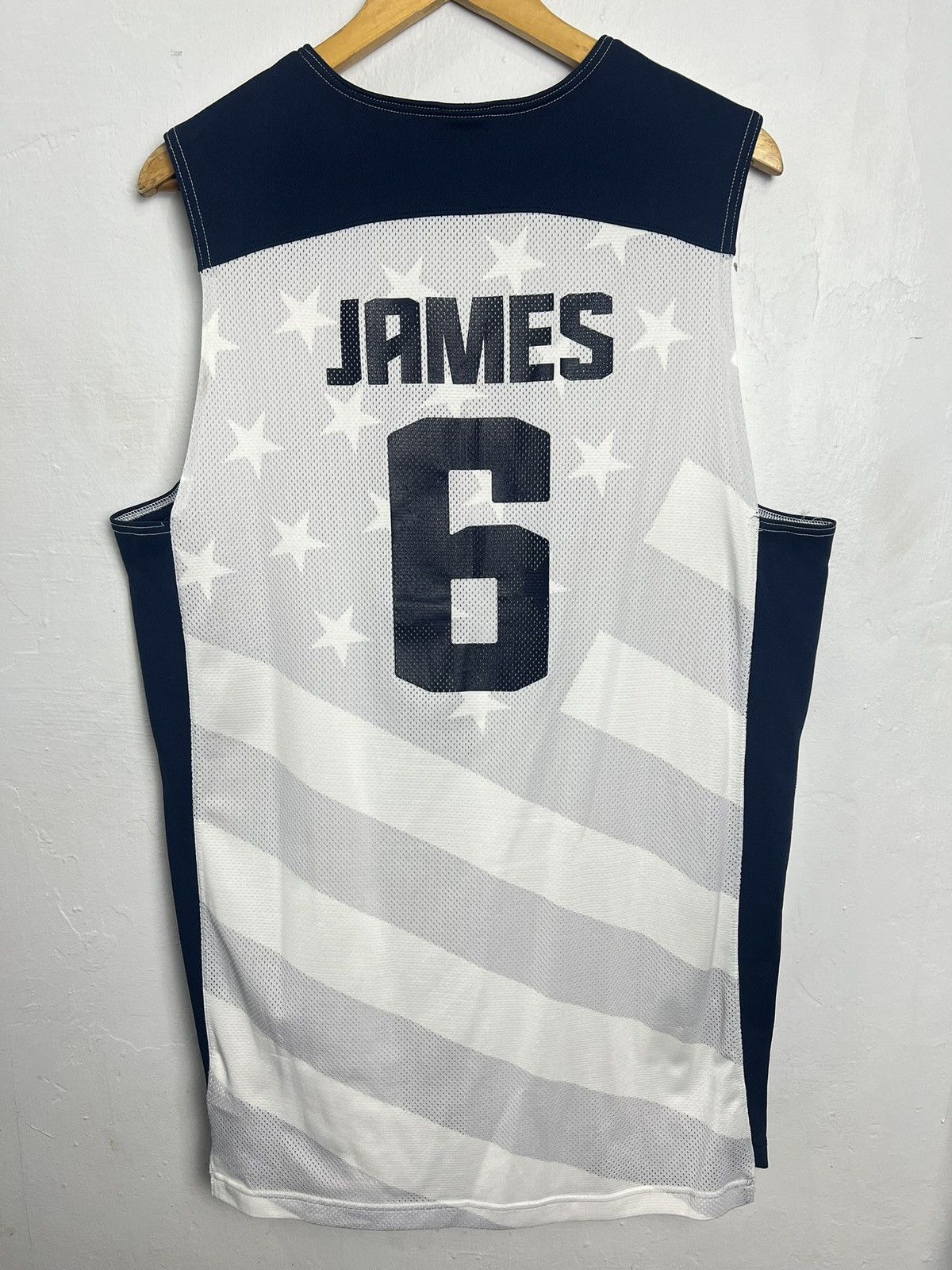 Nike Nike 2012 Lebron James #6 USA Team Olympics Jersey Size US XL / EU 56 / 4 - 13 Thumbnail