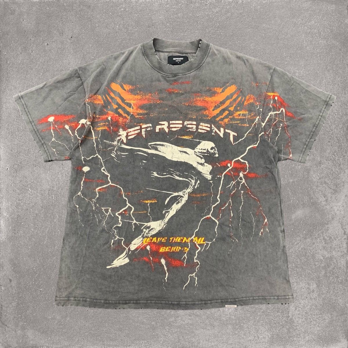 Represent Clo. Represent Medium Tee Spirit Angel Vintage Grey T-Shirt Size US M / EU 48-50 / 2 - 1 Thumbnail