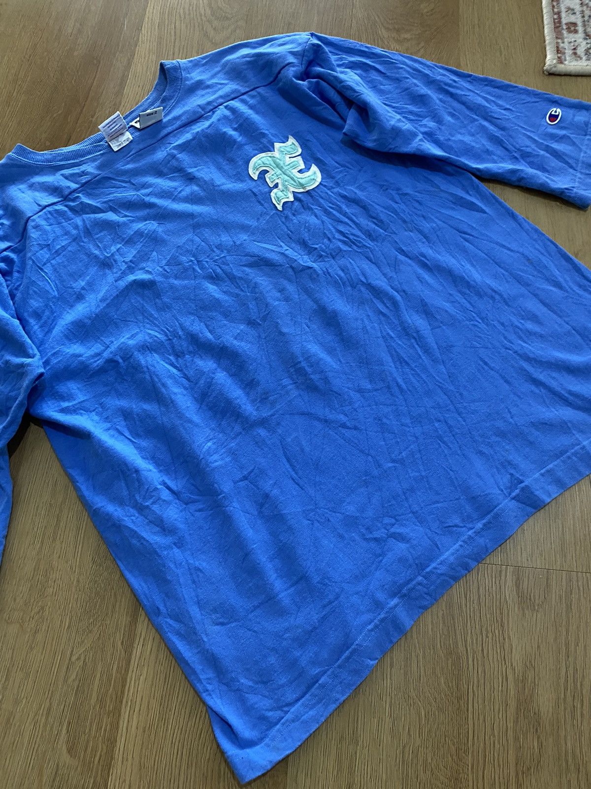 Champion × Japanese Brand Tshirt 3Quaters Champion X xGirl Size US XL / EU 56 / 4 - 9 Thumbnail