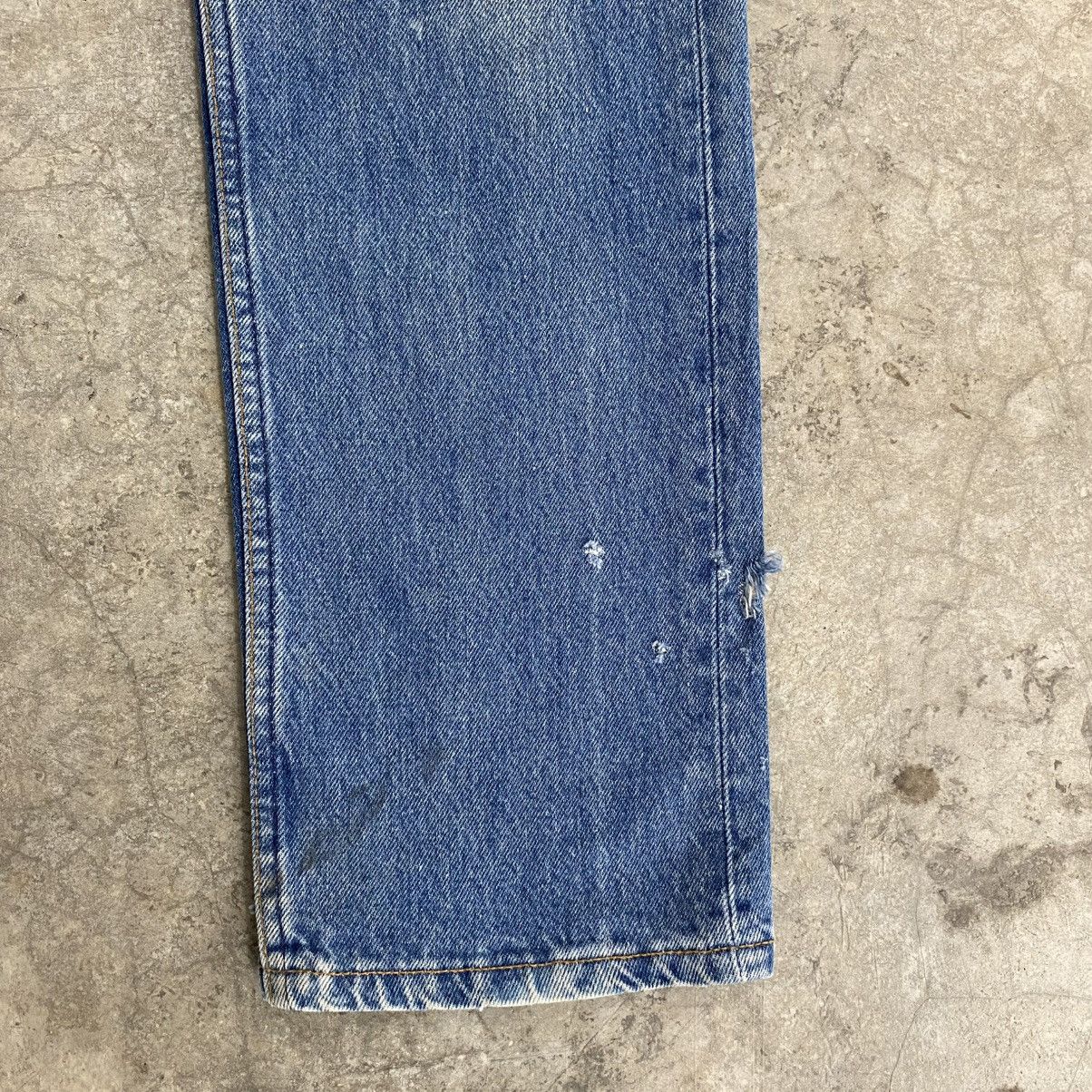 Levi's Size 29x32.5 Vintage 1992 Levis 501 Faded Blue Stained Jeans Size US 29 - 5 Thumbnail