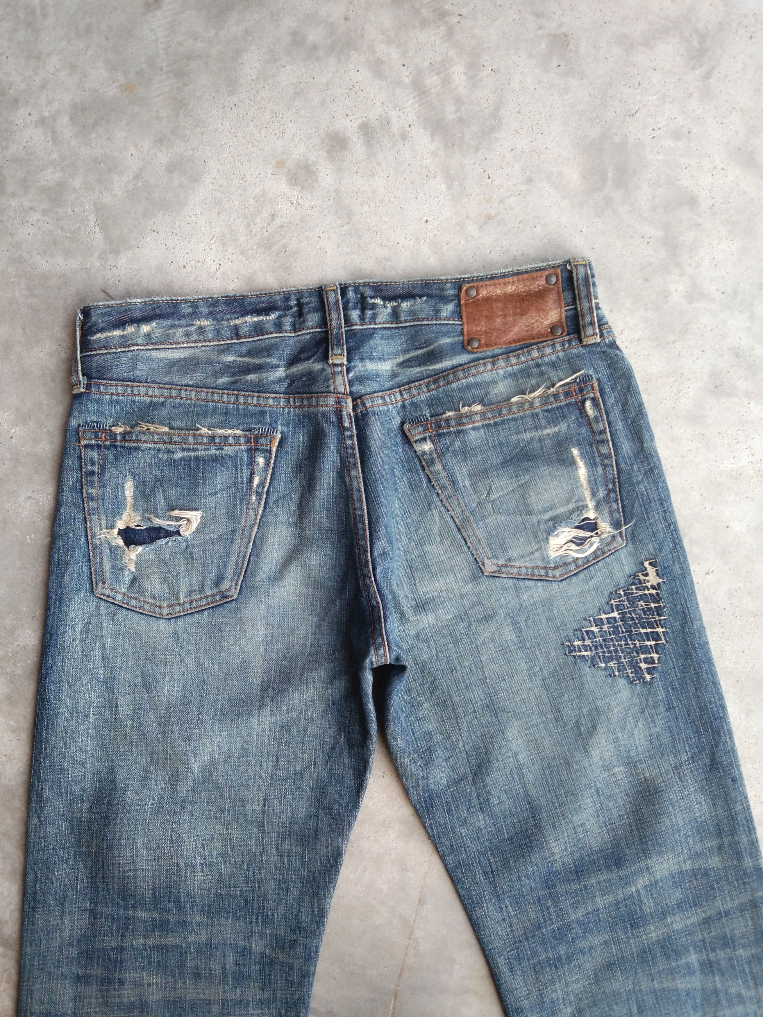 Japanese Brand Vintage Japanese Sweet Camel Distressed Jeans 30x30 Size US 30 / EU 46 - 3 Thumbnail