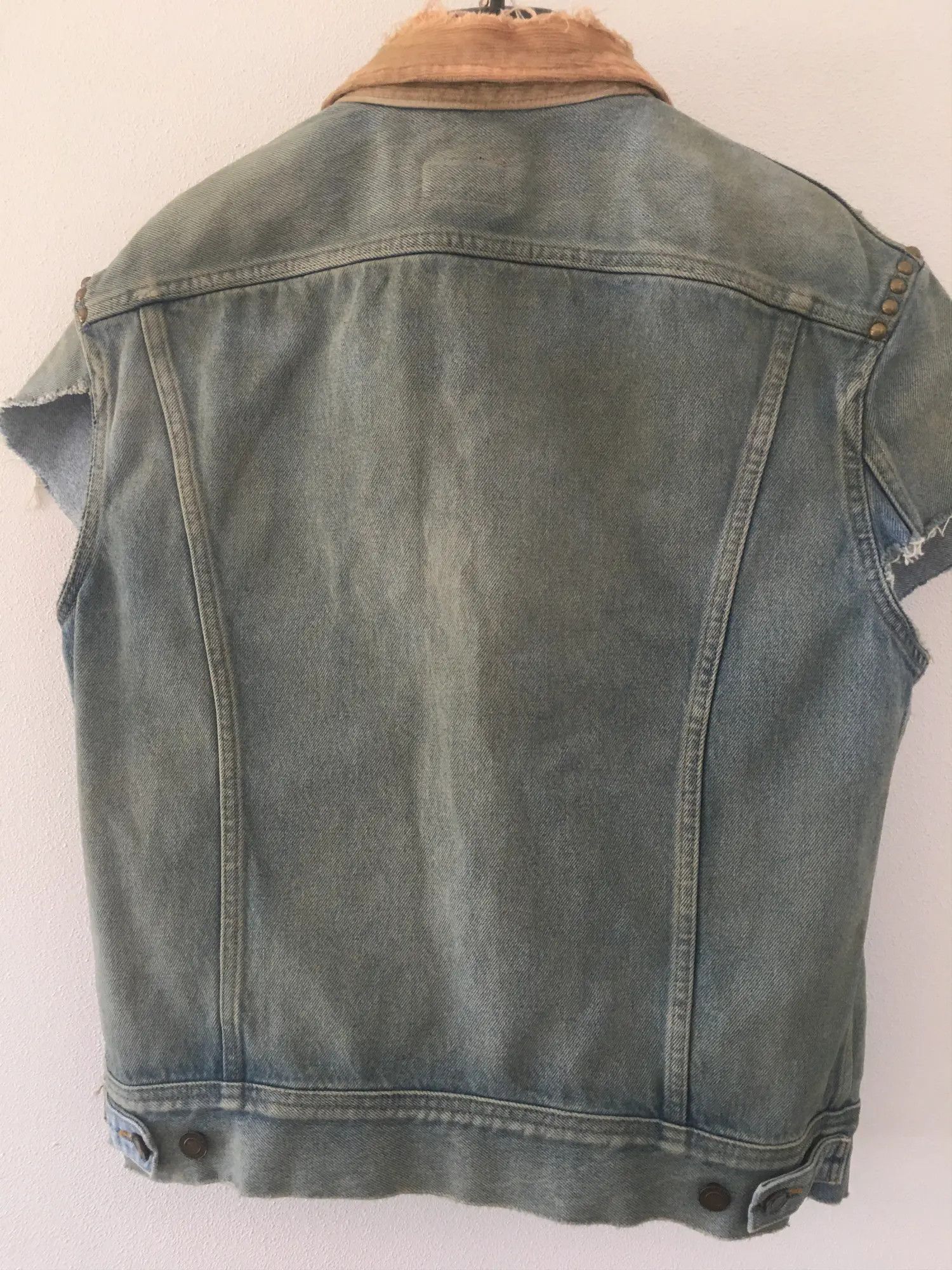 Saint Laurent Paris SS'22 Denim Sleeveless Jacket Size US L / EU 52-54 / 3 - 2 Thumbnail